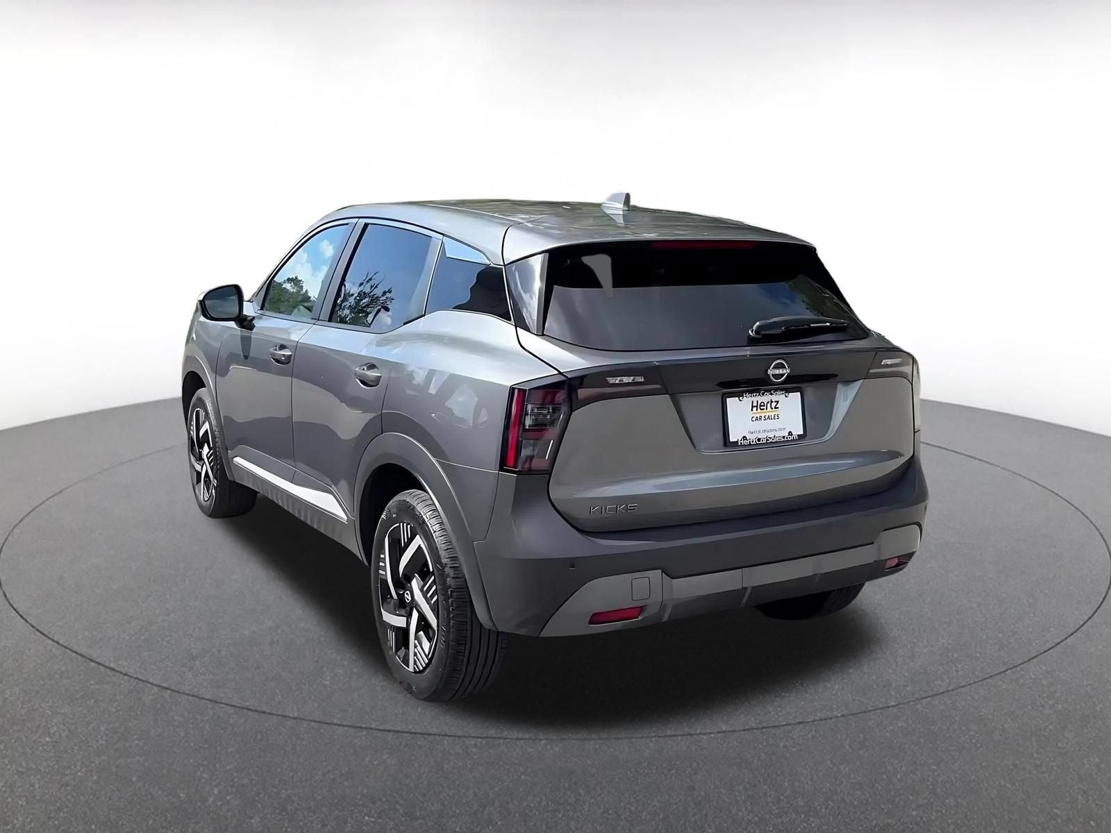 Thumbnail: 2025 Nissan Kicks - 10