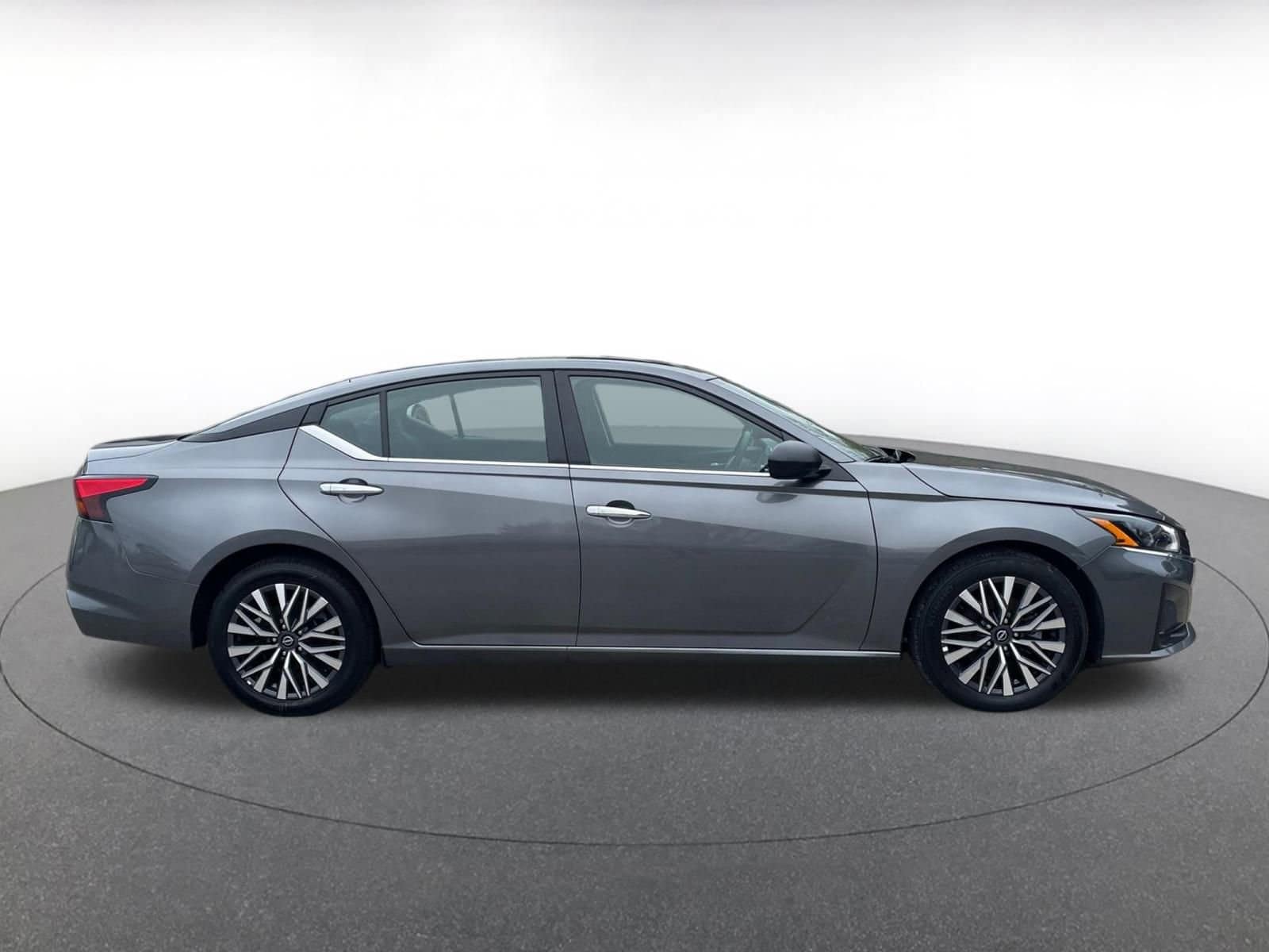 Thumbnail: 2025 Nissan Altima - 15