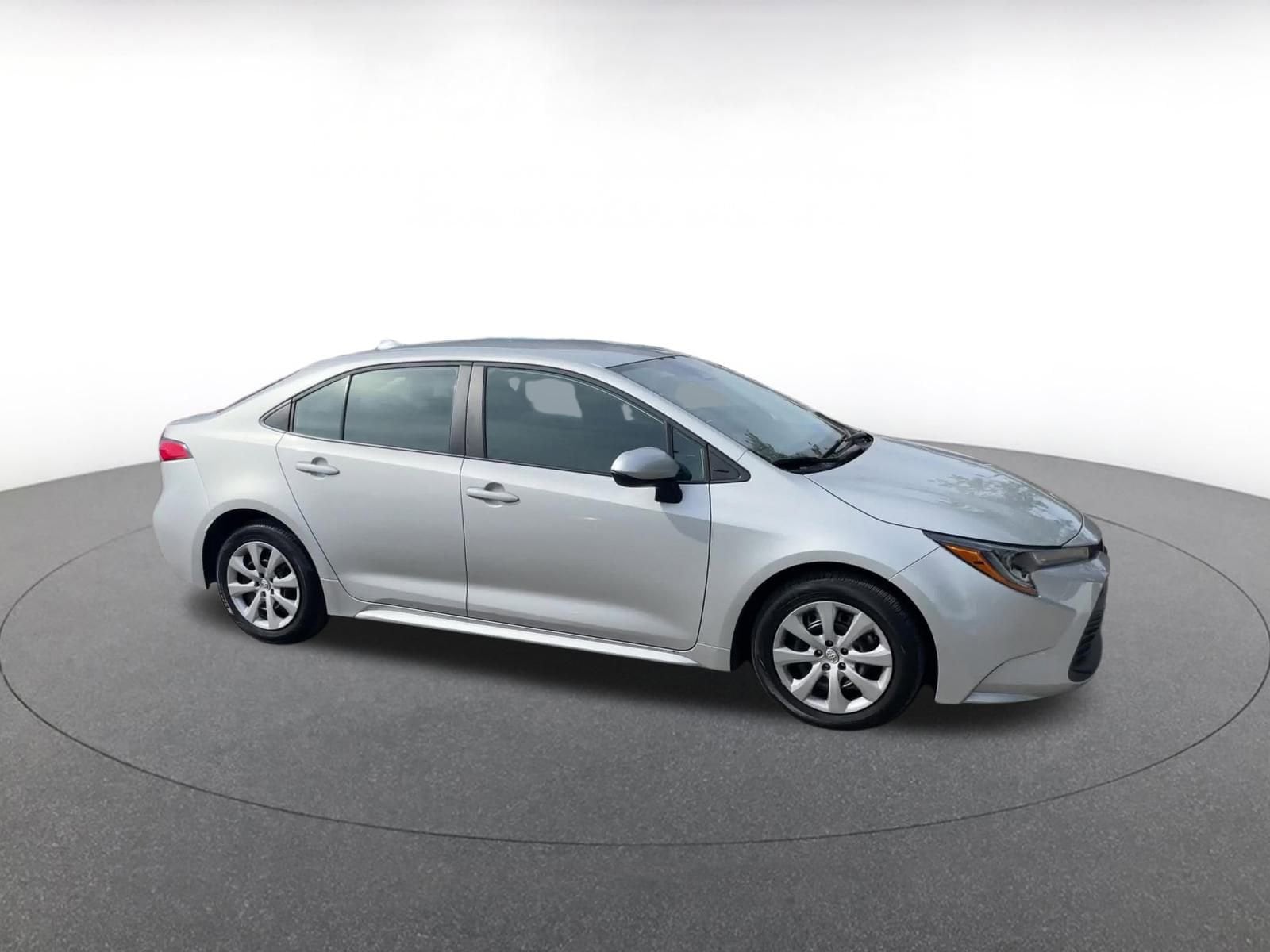 Thumbnail: 2025 Toyota Corolla - 1