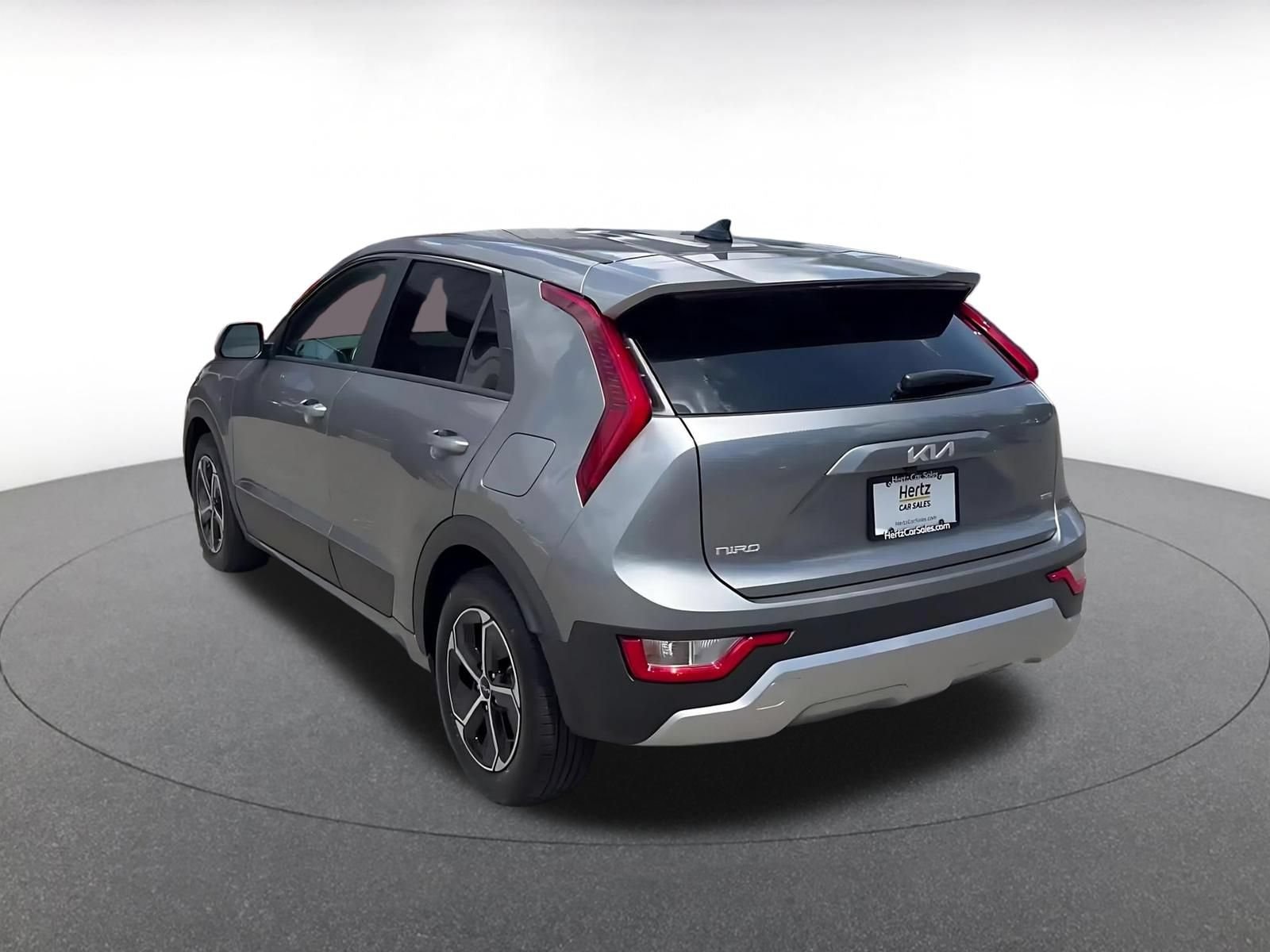Thumbnail: 2026 Kia Niro - 10