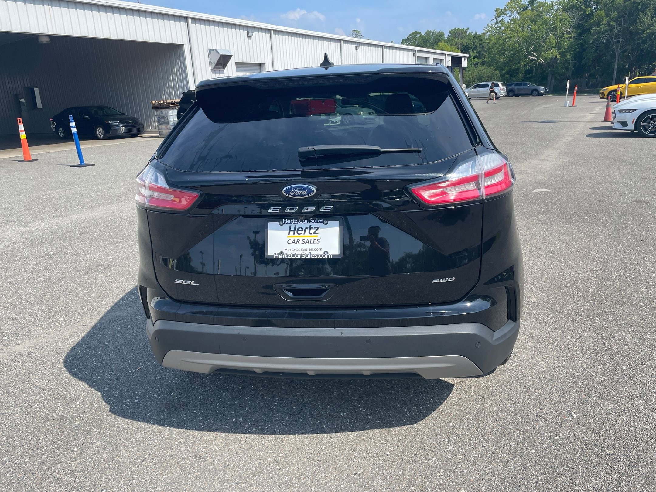 Thumbnail: 2023 Ford Edge - 11