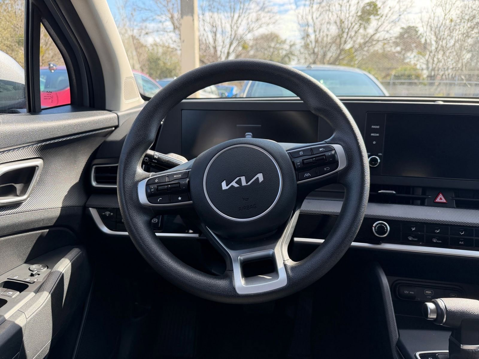 Thumbnail: 2025 Kia Sportage - 27