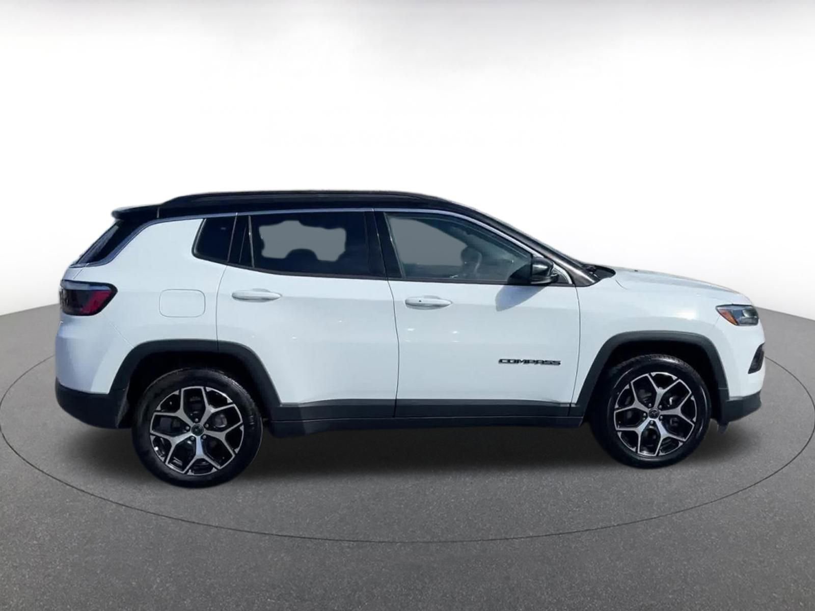 Thumbnail: 2025 Jeep Compass - 16