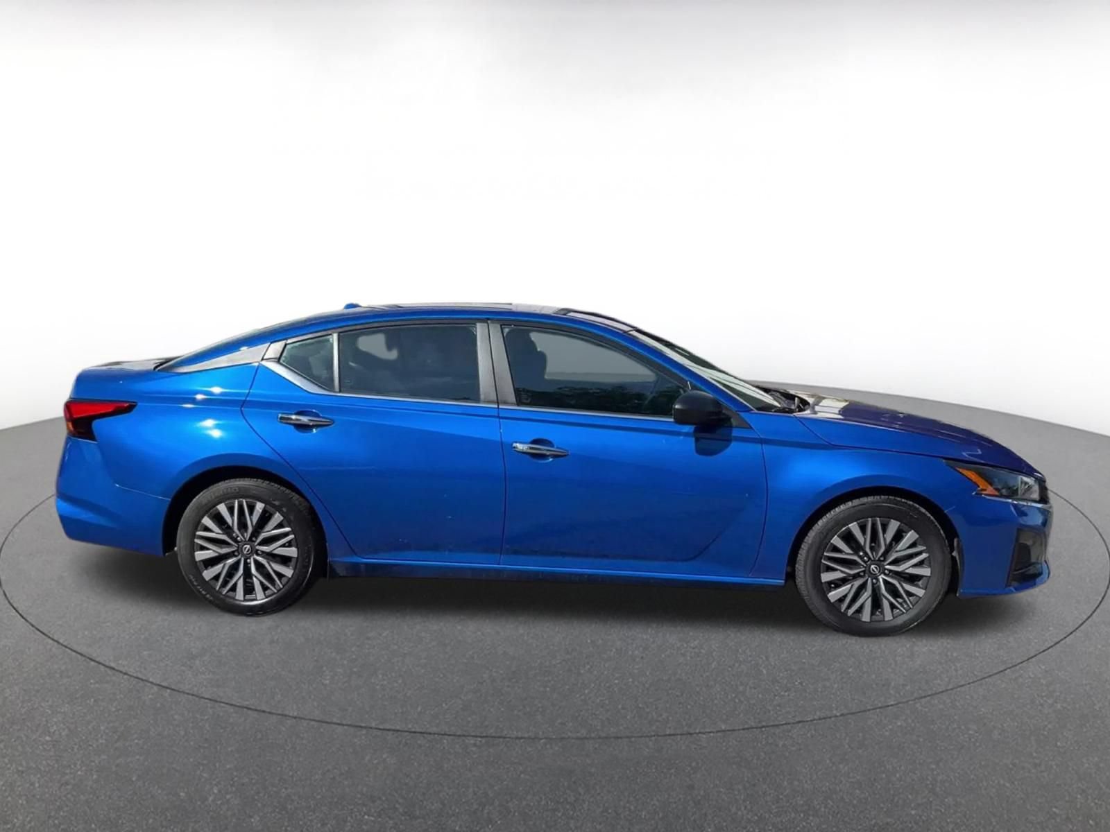 Thumbnail: 2025 Nissan Altima - 16