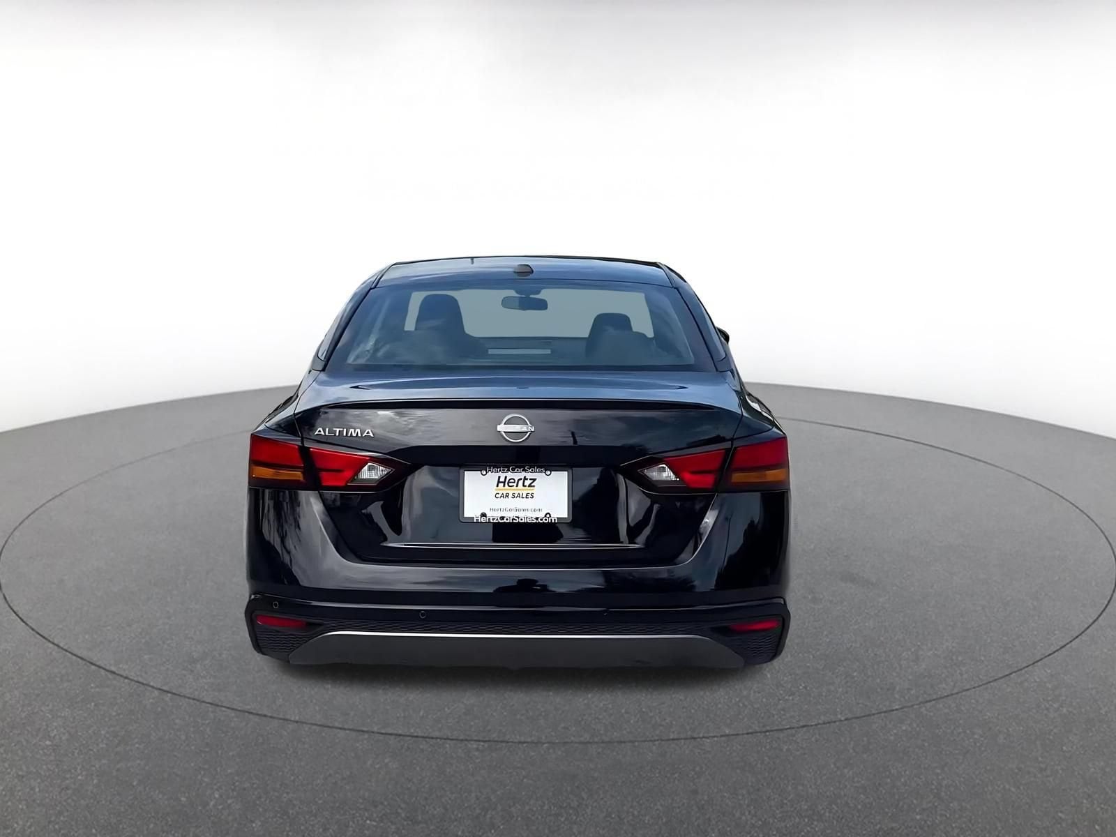Thumbnail: 2026 Nissan Altima - 9