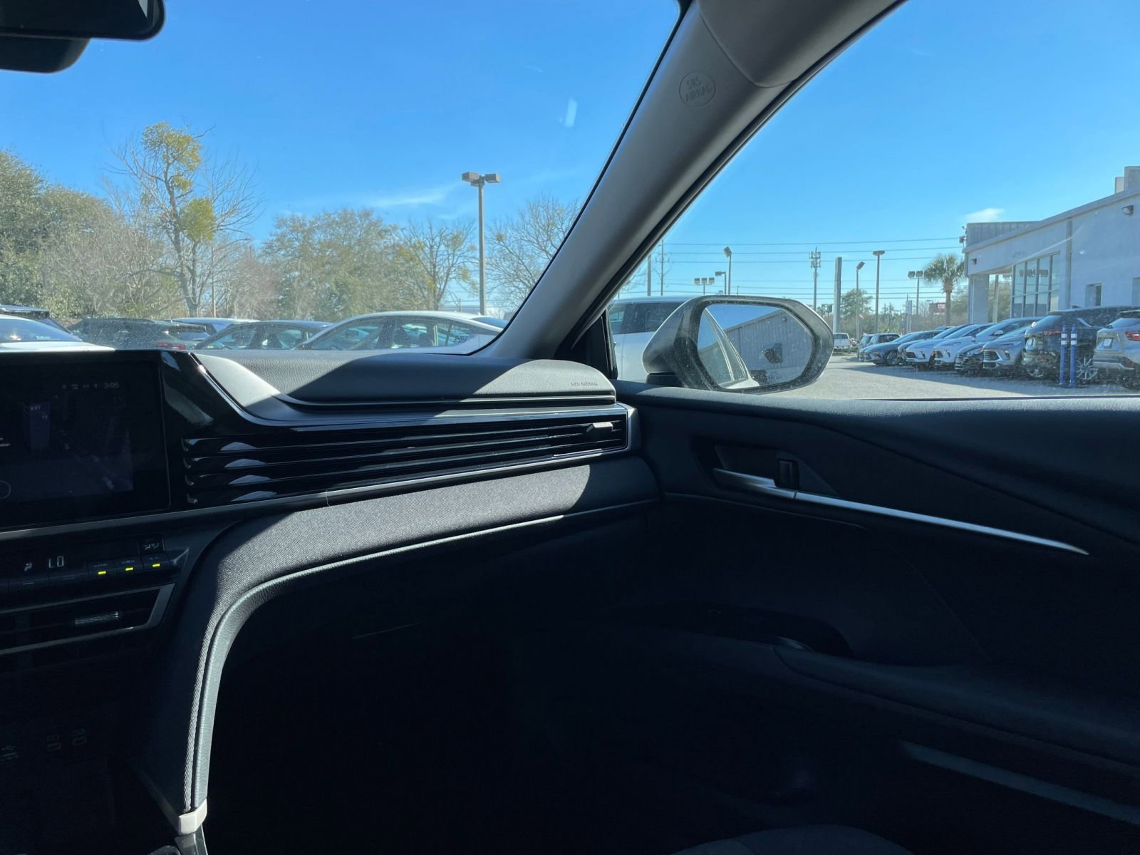 Thumbnail: 2025 Toyota Camry - 34