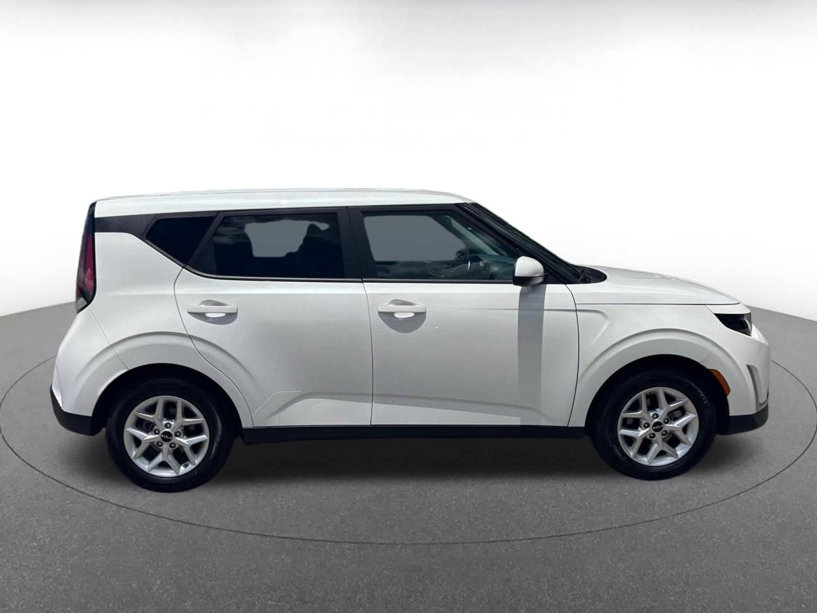 Thumbnail: 2025 Kia Soul - 15