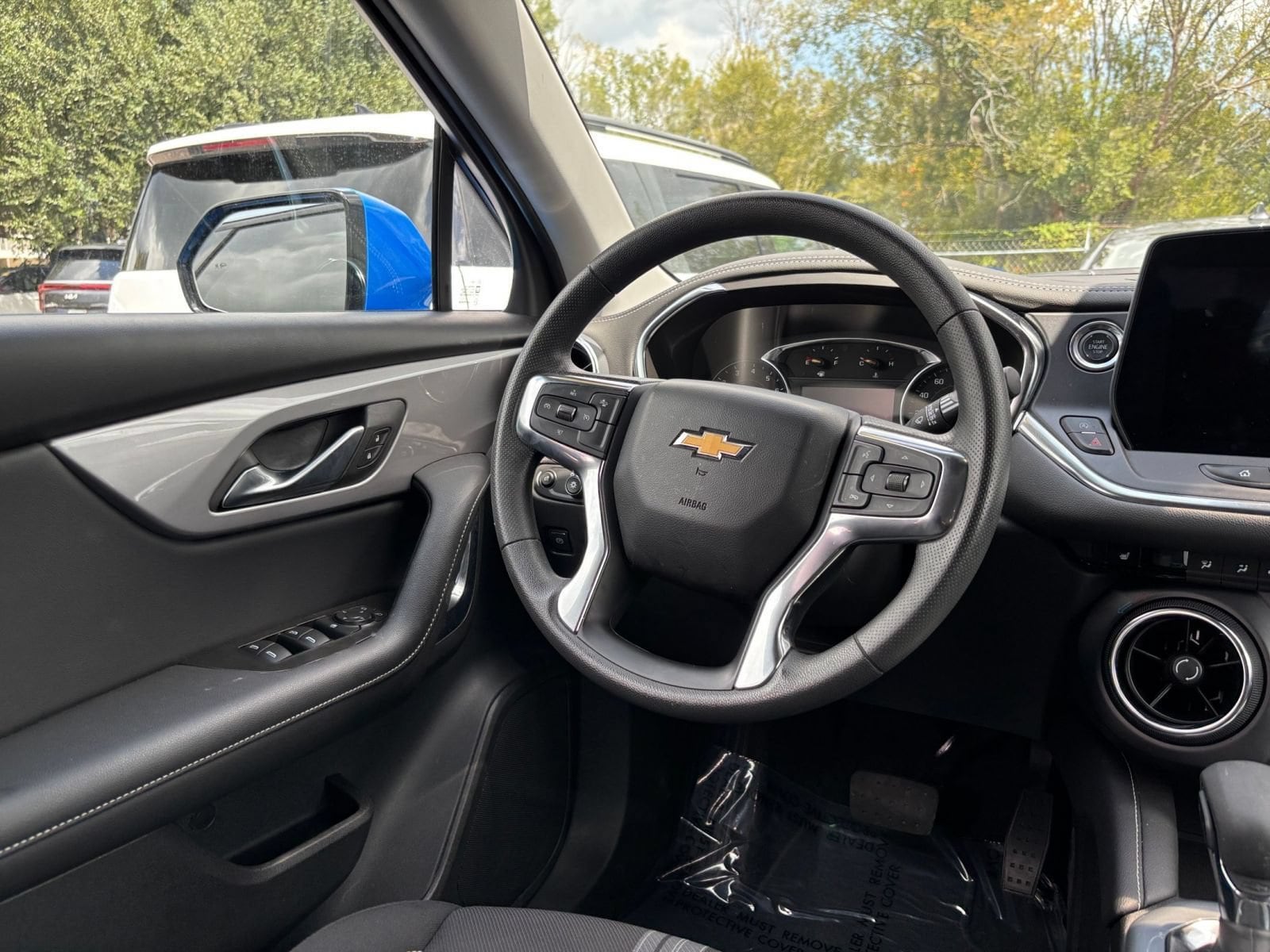 Thumbnail: 2026 Chevrolet Blazer - 33