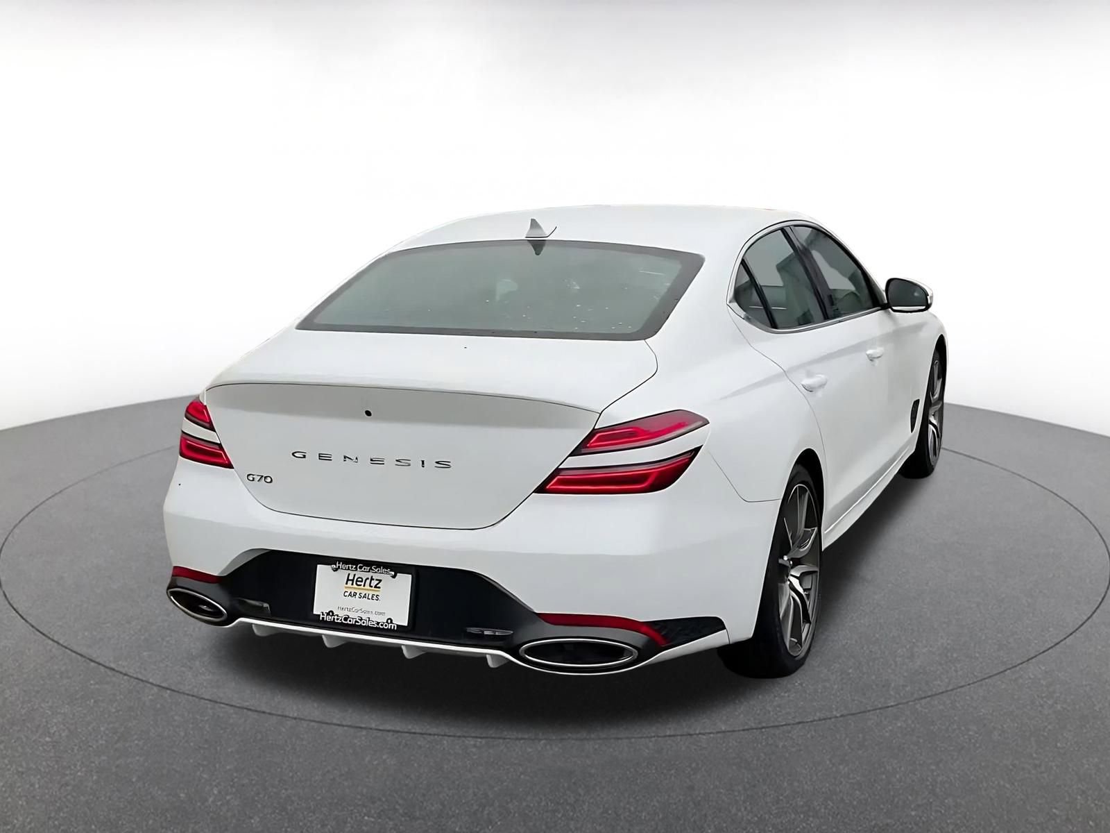 Thumbnail: 2025 Genesis G70 - 12