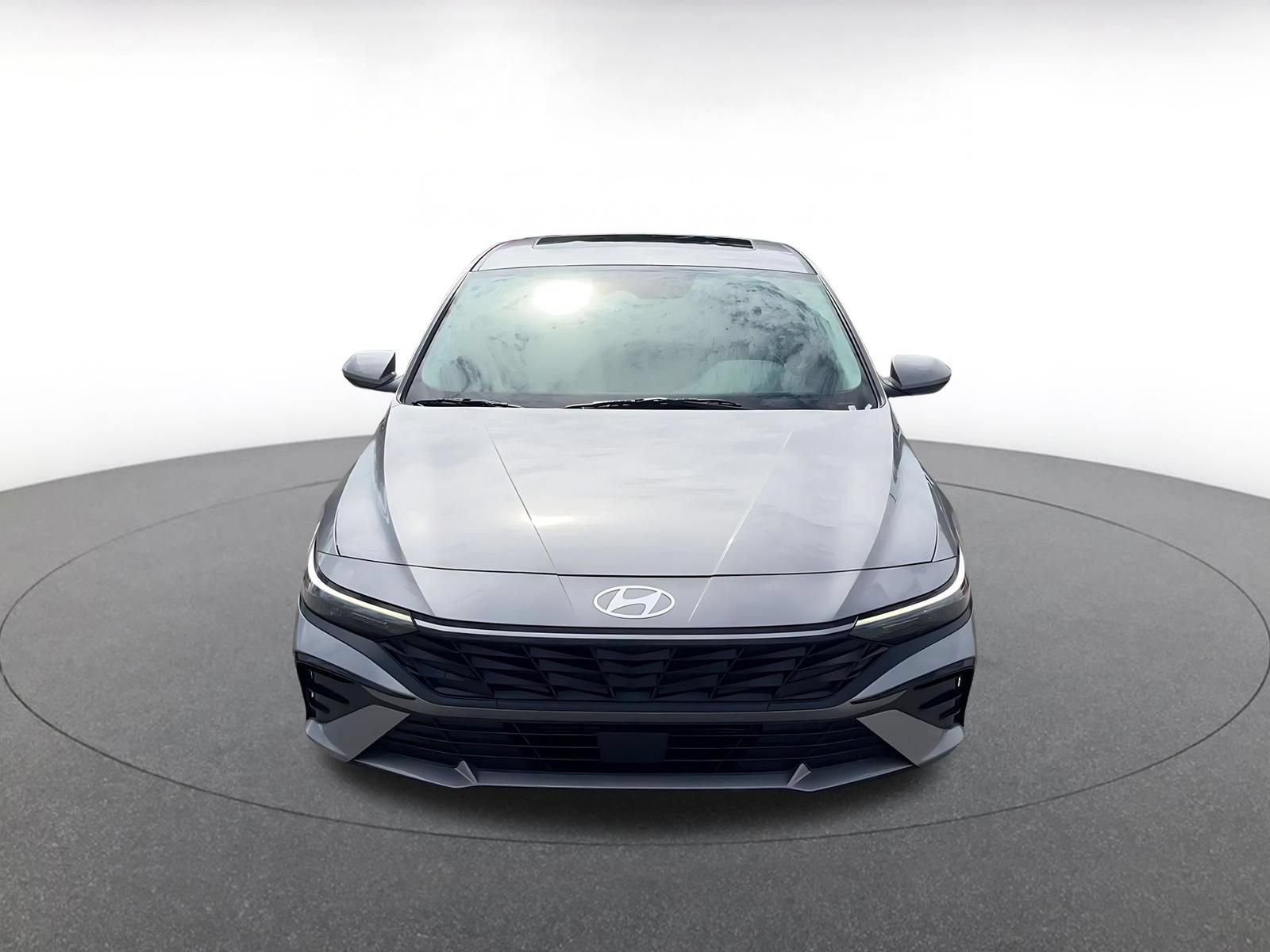 Thumbnail: 2025 Hyundai Elantra - 3