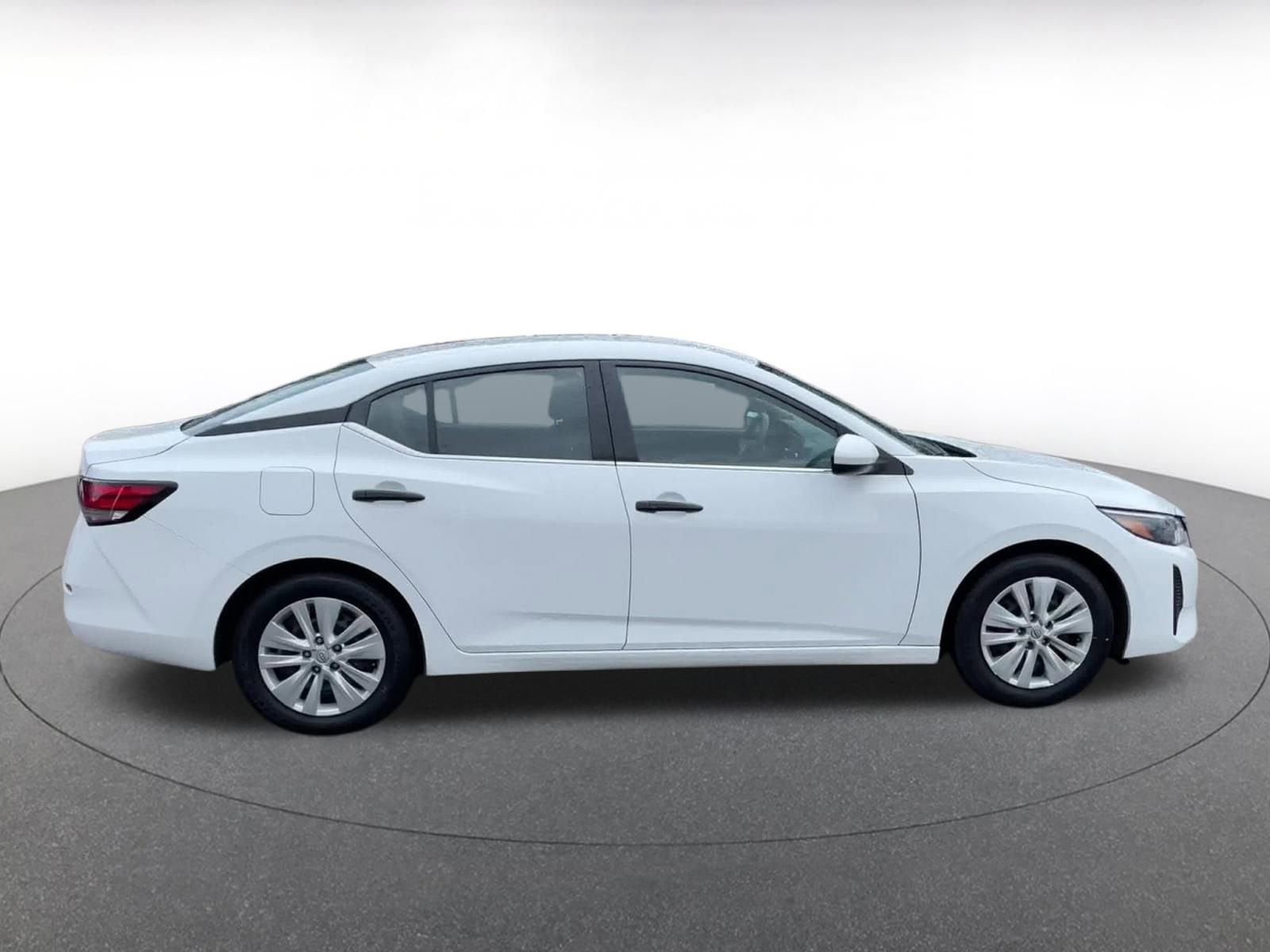 Thumbnail: 2025 Nissan Sentra - 16