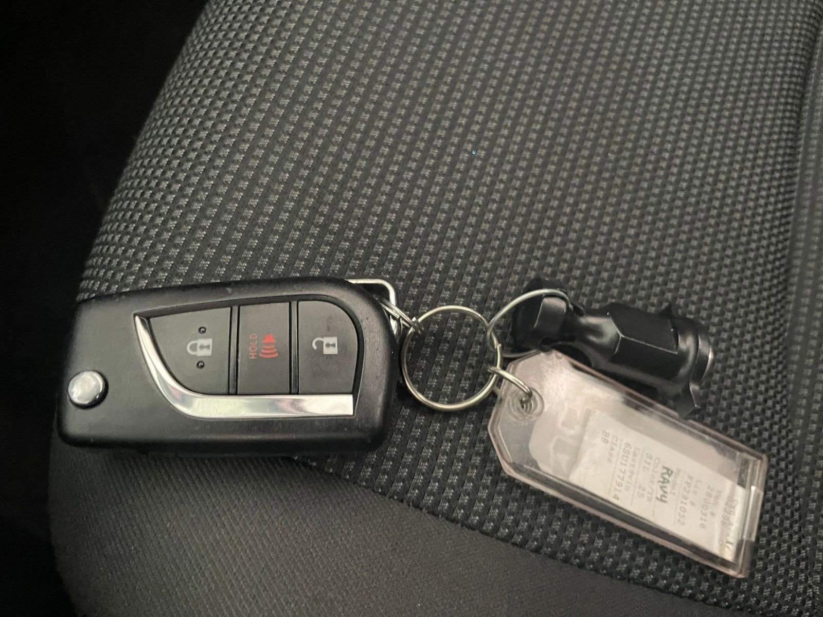 Thumbnail: 2025 Toyota RAV4 - 21