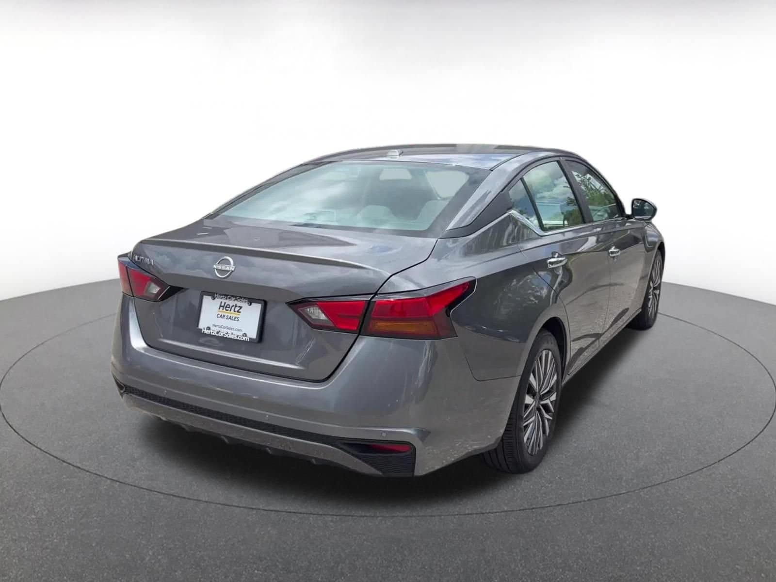 Thumbnail: 2025 Nissan Altima - 12