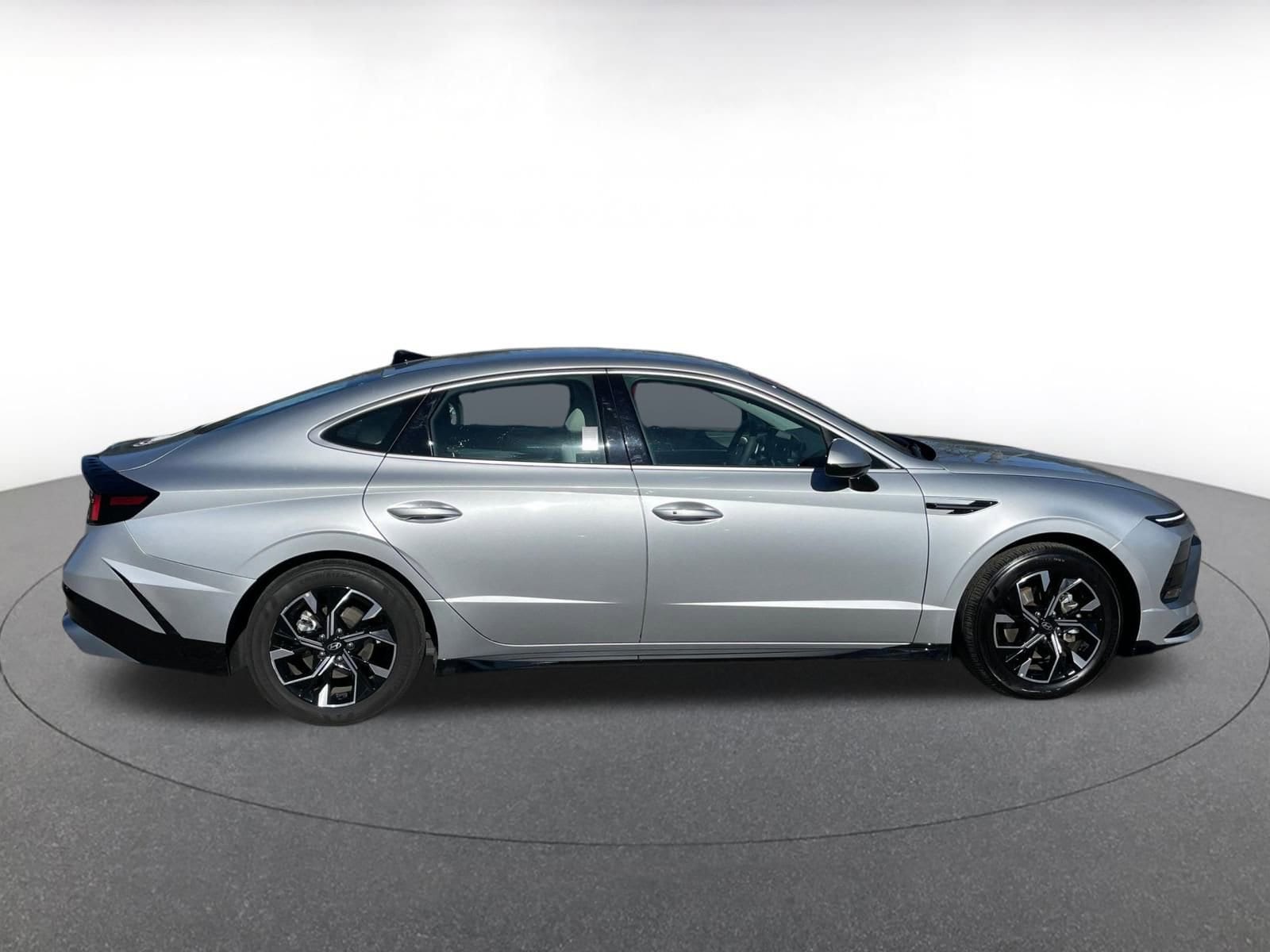 Thumbnail: 2025 Hyundai Sonata - 14