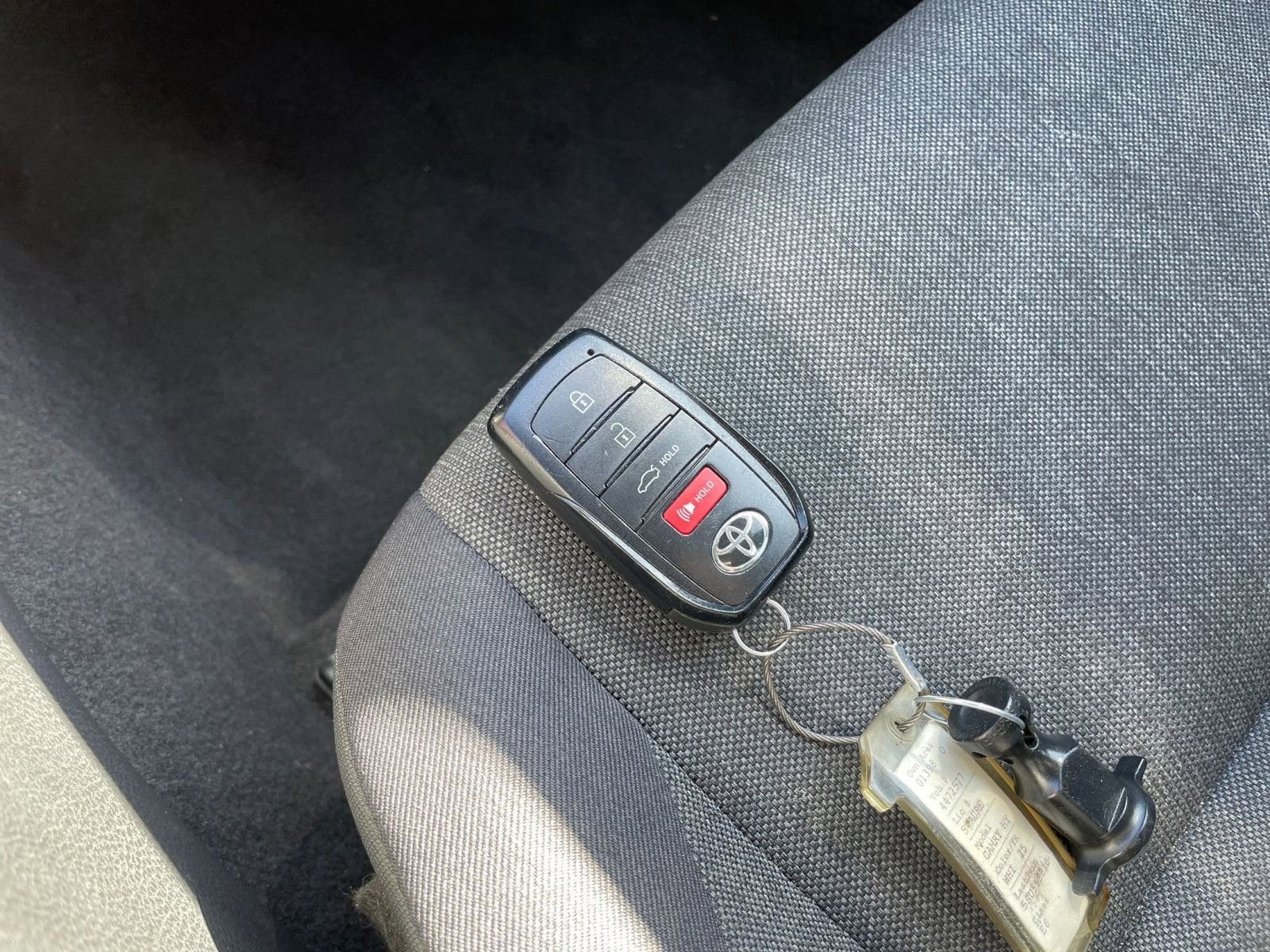 Thumbnail: 2025 Toyota Camry - 21