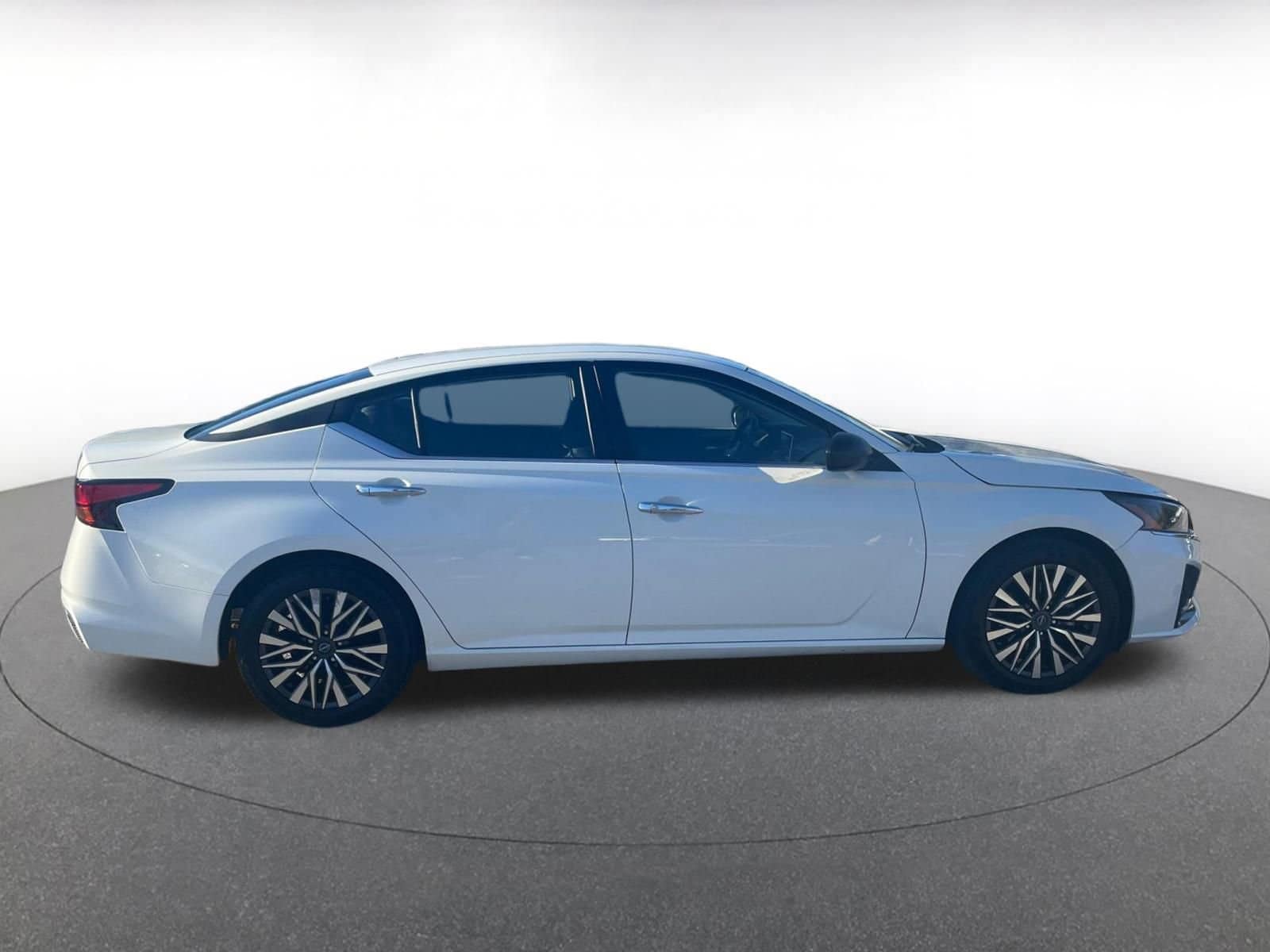 Thumbnail: 2025 Nissan Altima - 15