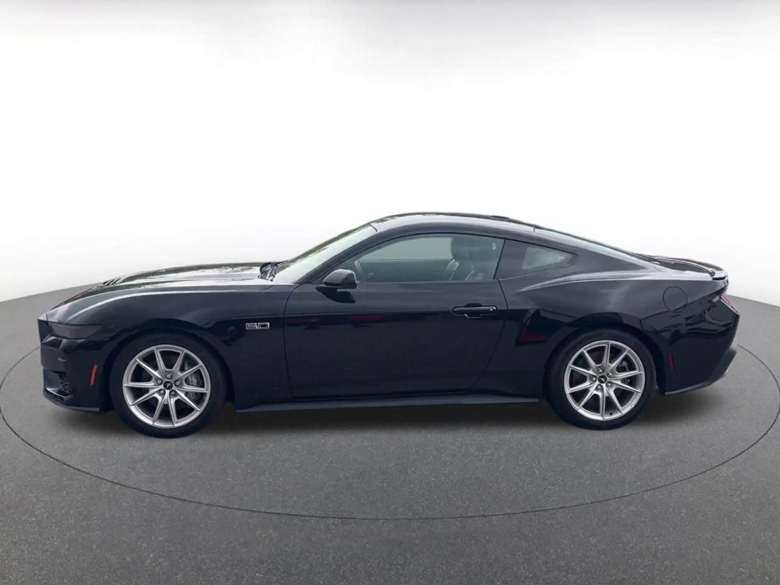 Thumbnail: 2025 Ford Mustang - 8