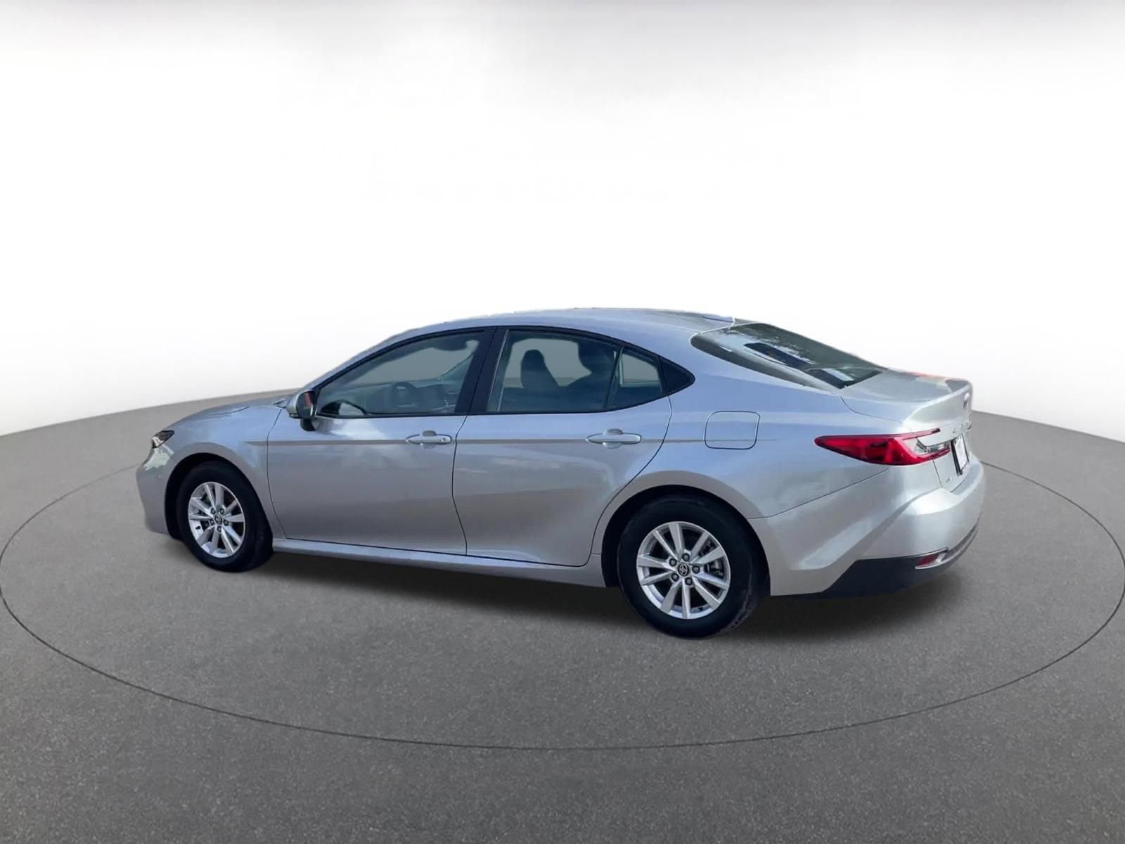 Thumbnail: 2025 Toyota Camry - 9