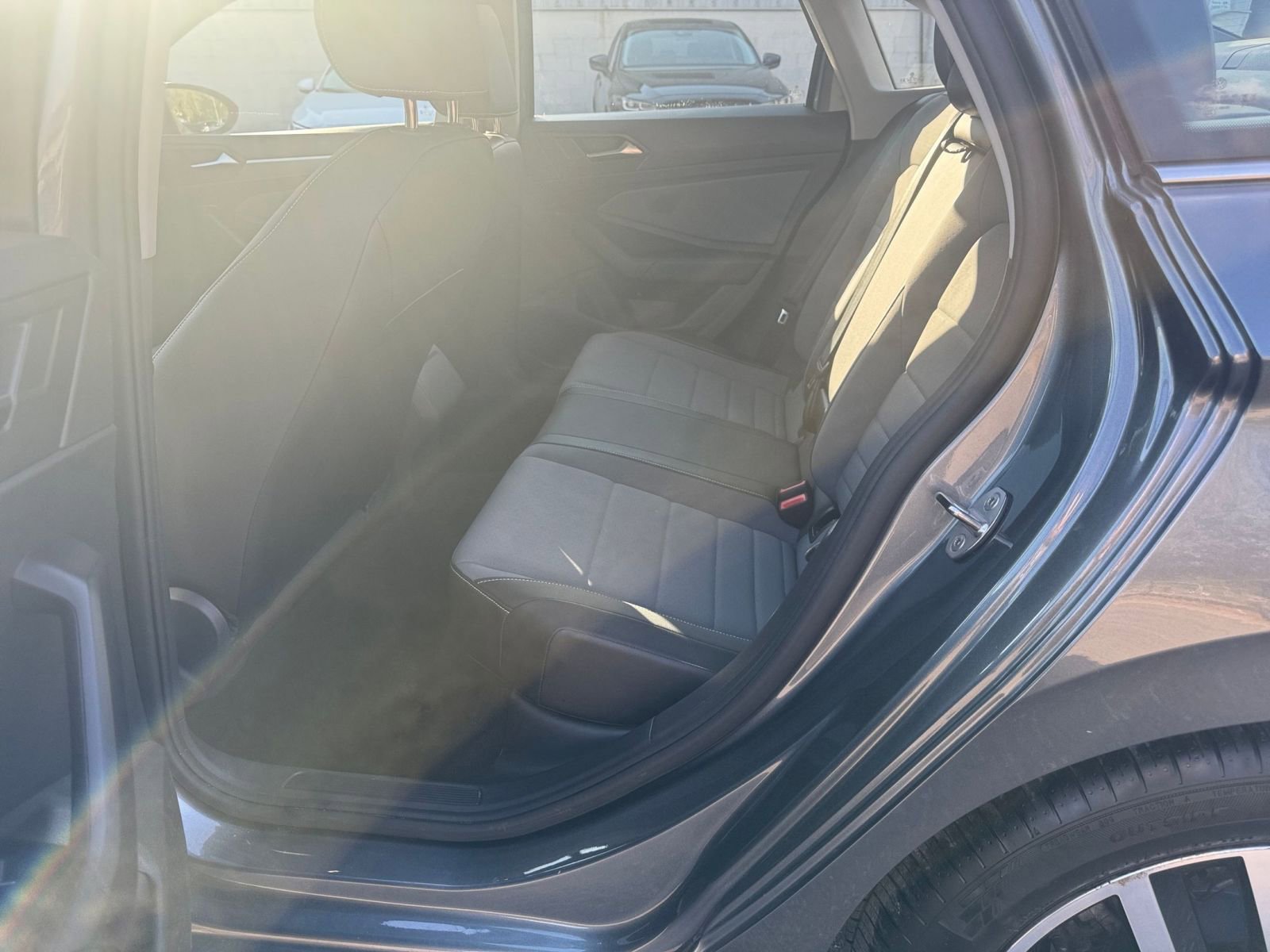 Thumbnail: 2025 Volkswagen Jetta - 24