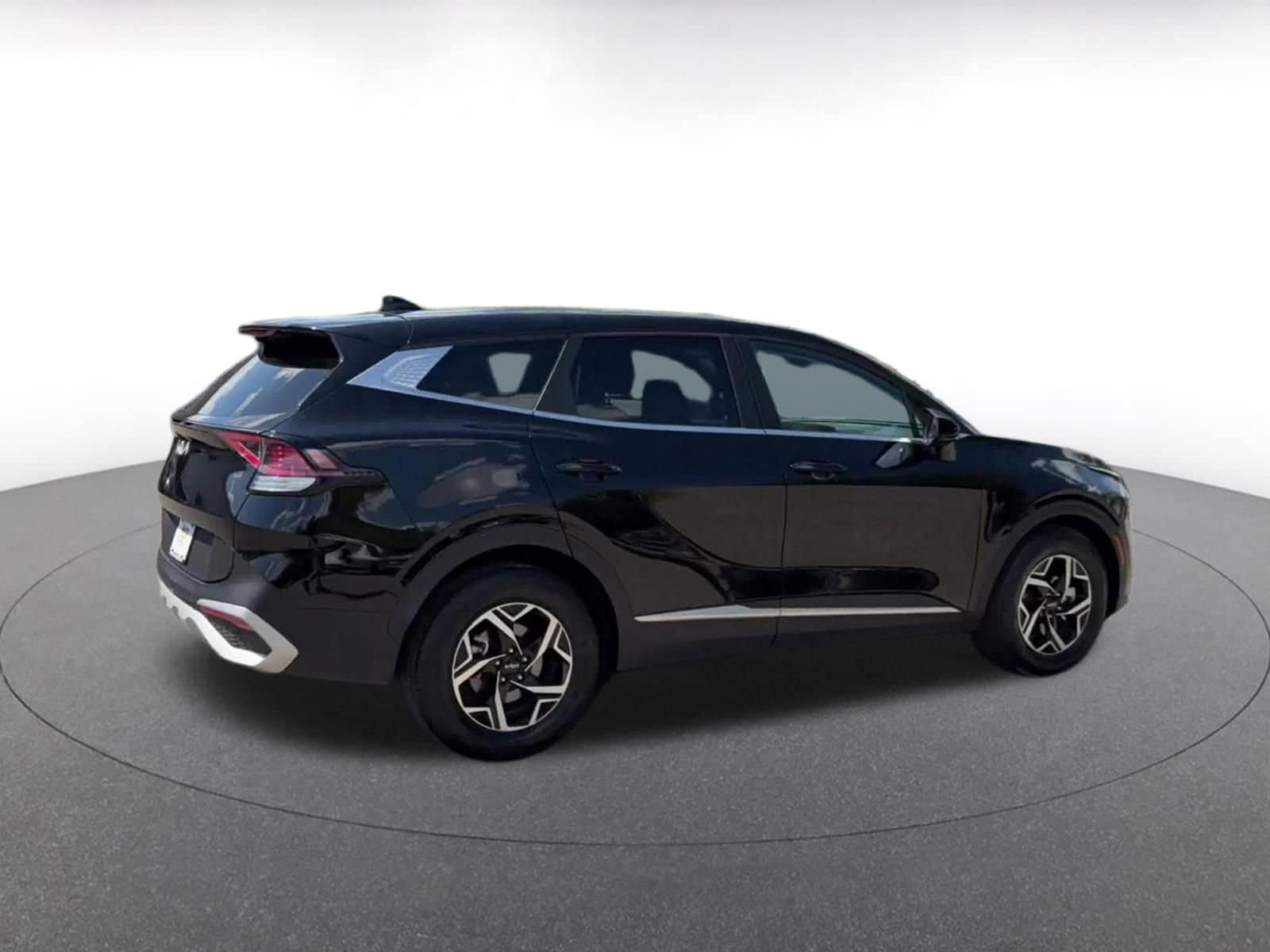 Thumbnail: 2025 Kia Sportage - 12