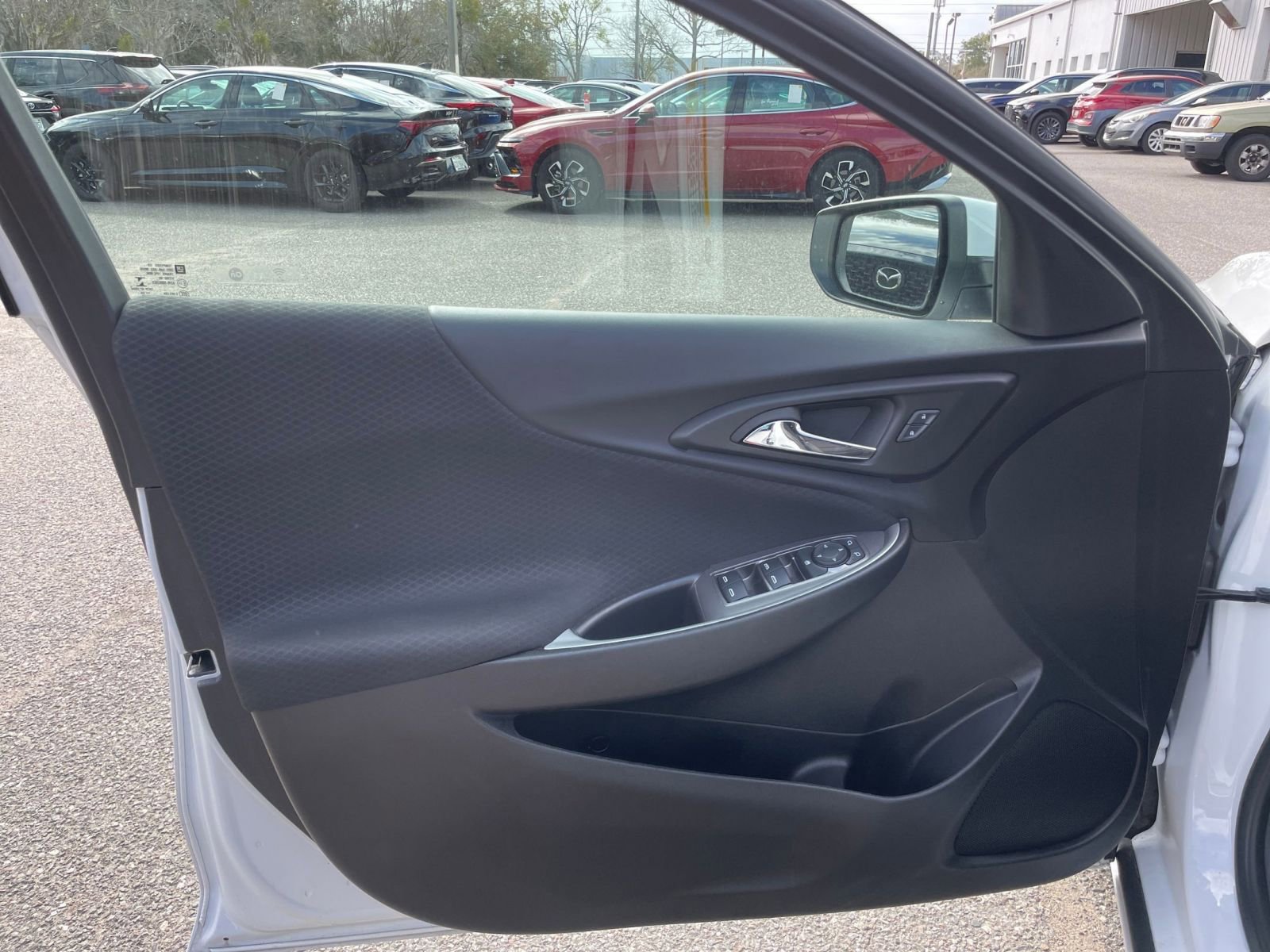 Thumbnail: 2024 Chevrolet Malibu - 18