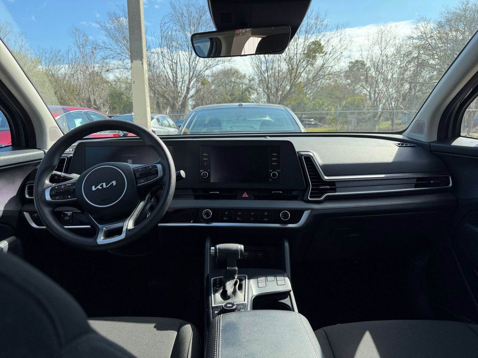 Thumbnail: 2025 Kia Sportage - 32