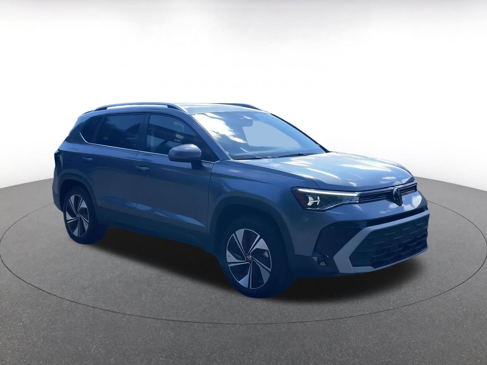 Thumbnail: 2025 Volkswagen Taos - 2