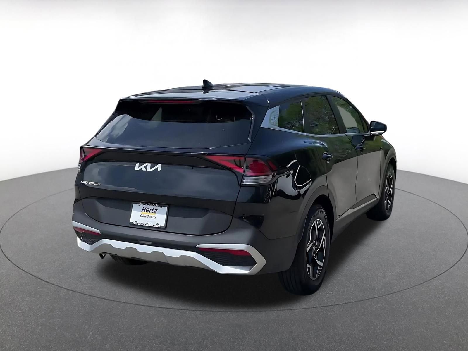 Thumbnail: 2025 Kia Sportage - 12