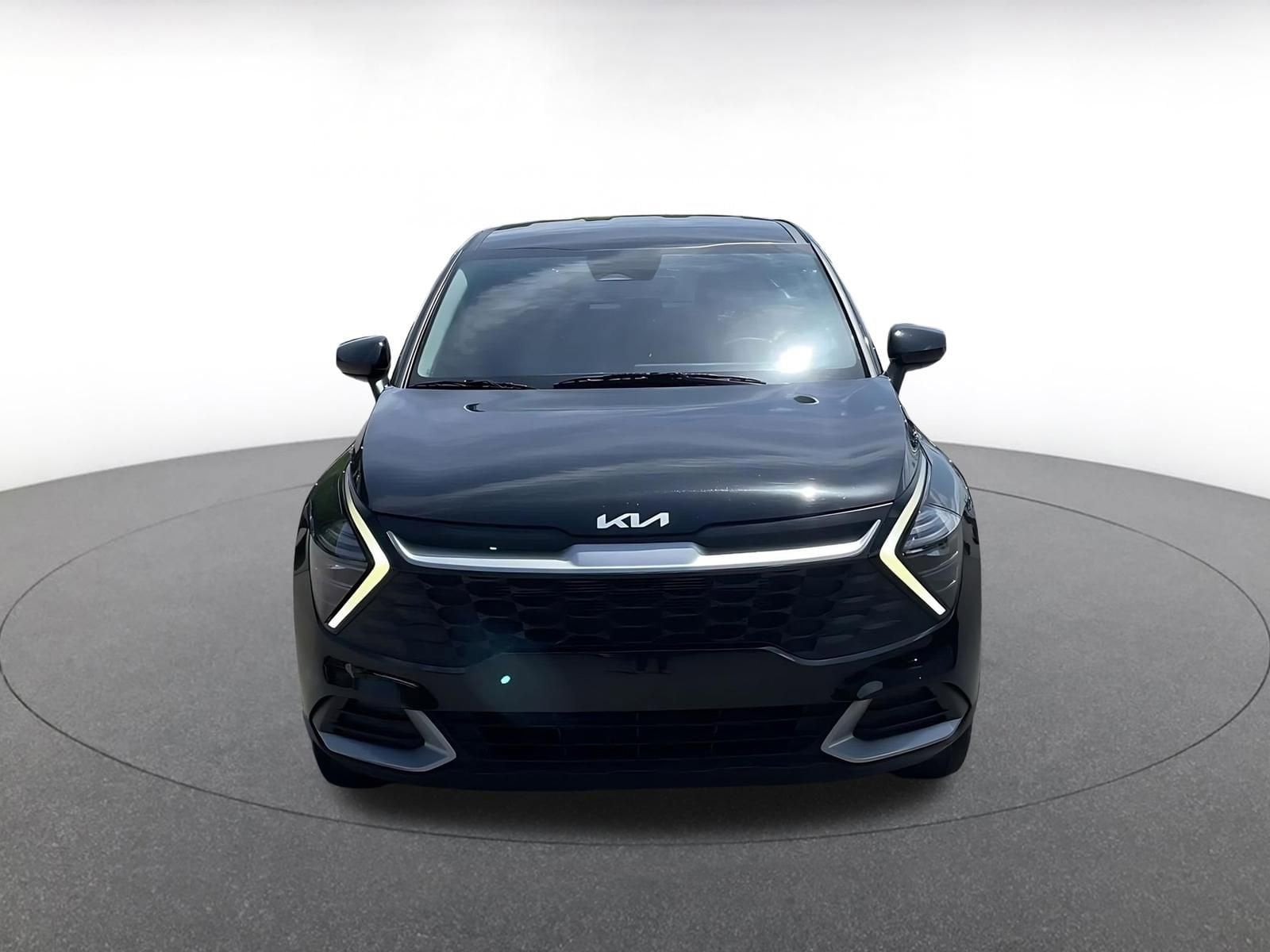 Thumbnail: 2025 Kia Sportage - 3