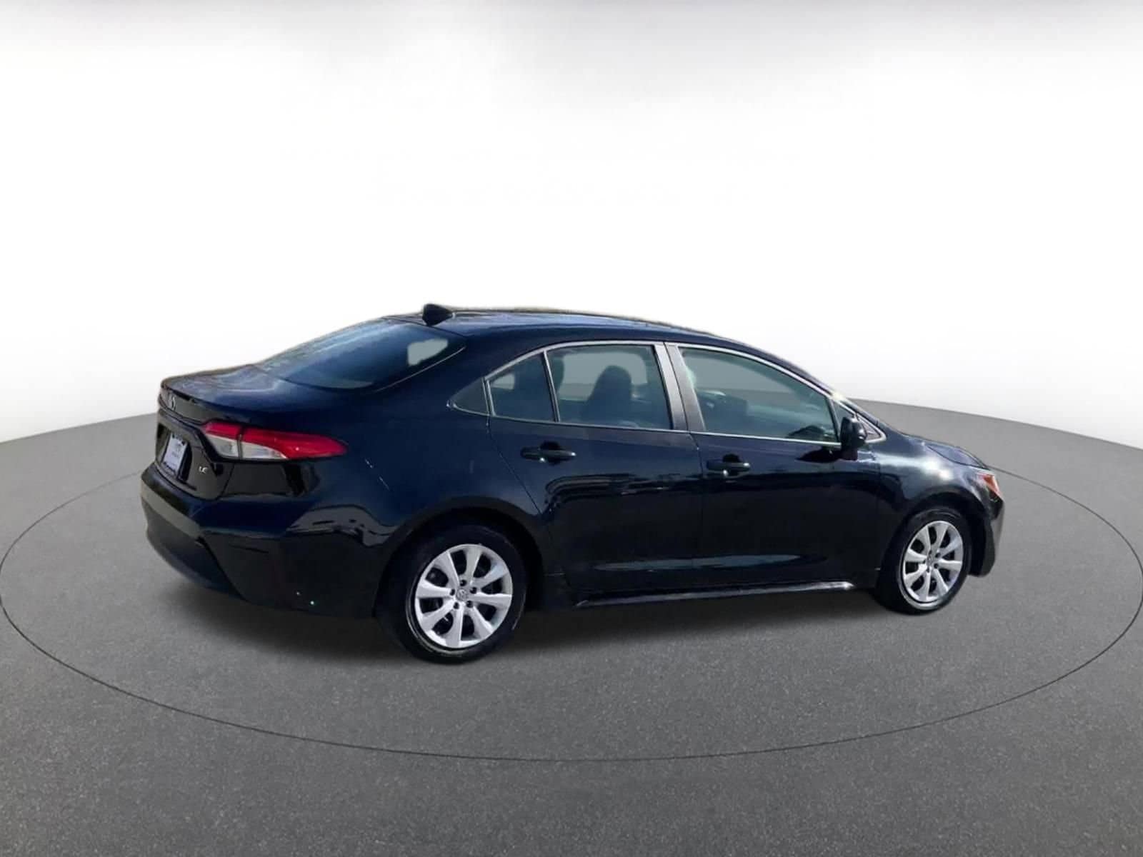 Thumbnail: 2025 Toyota Corolla - 14