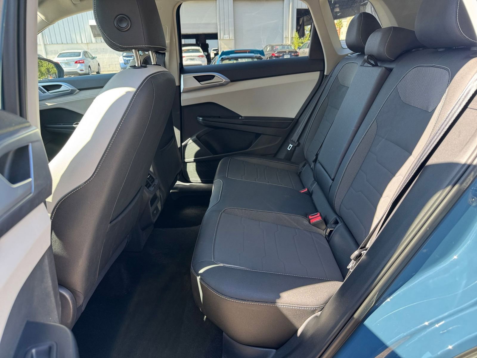 Thumbnail: 2025 Volkswagen Taos - 25