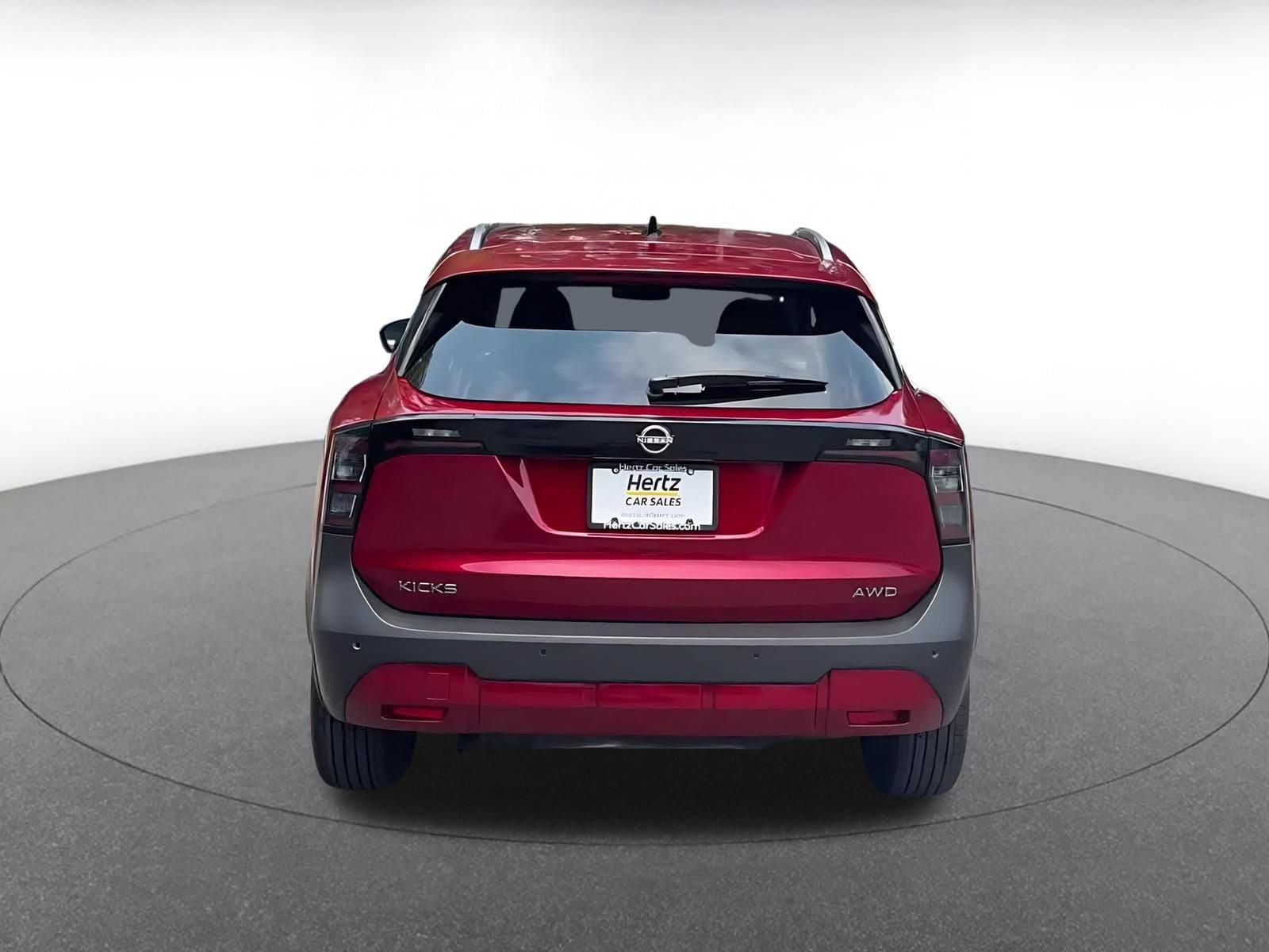 Thumbnail: 2026 Nissan Kicks - 10