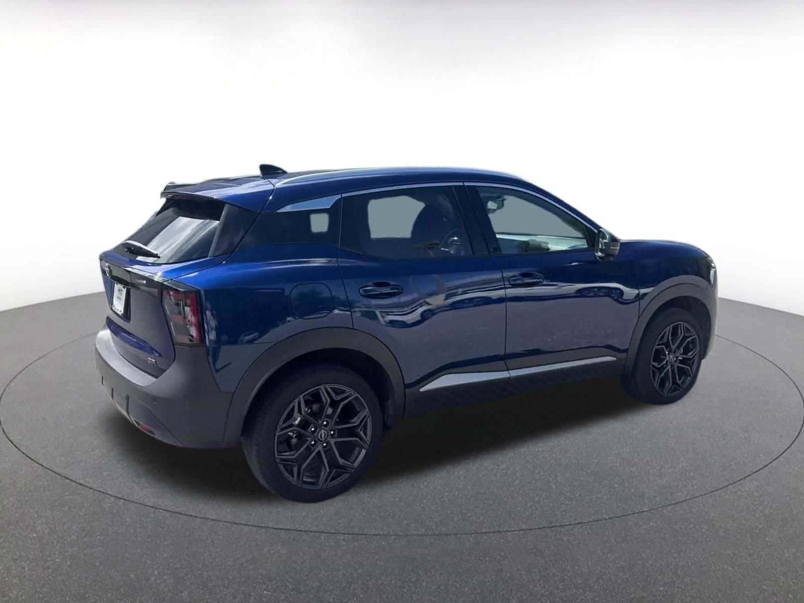 Thumbnail: 2026 Nissan Kicks - 13