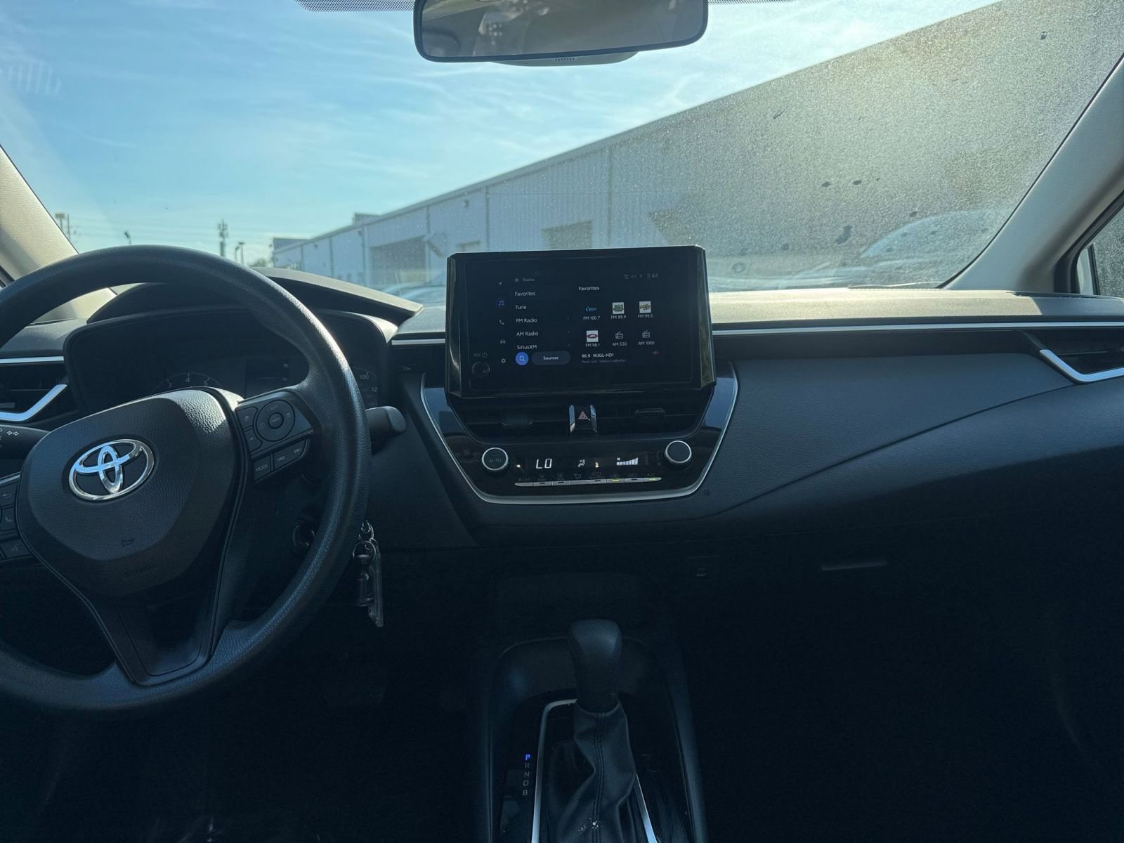 Thumbnail: 2025 Toyota Corolla - 18