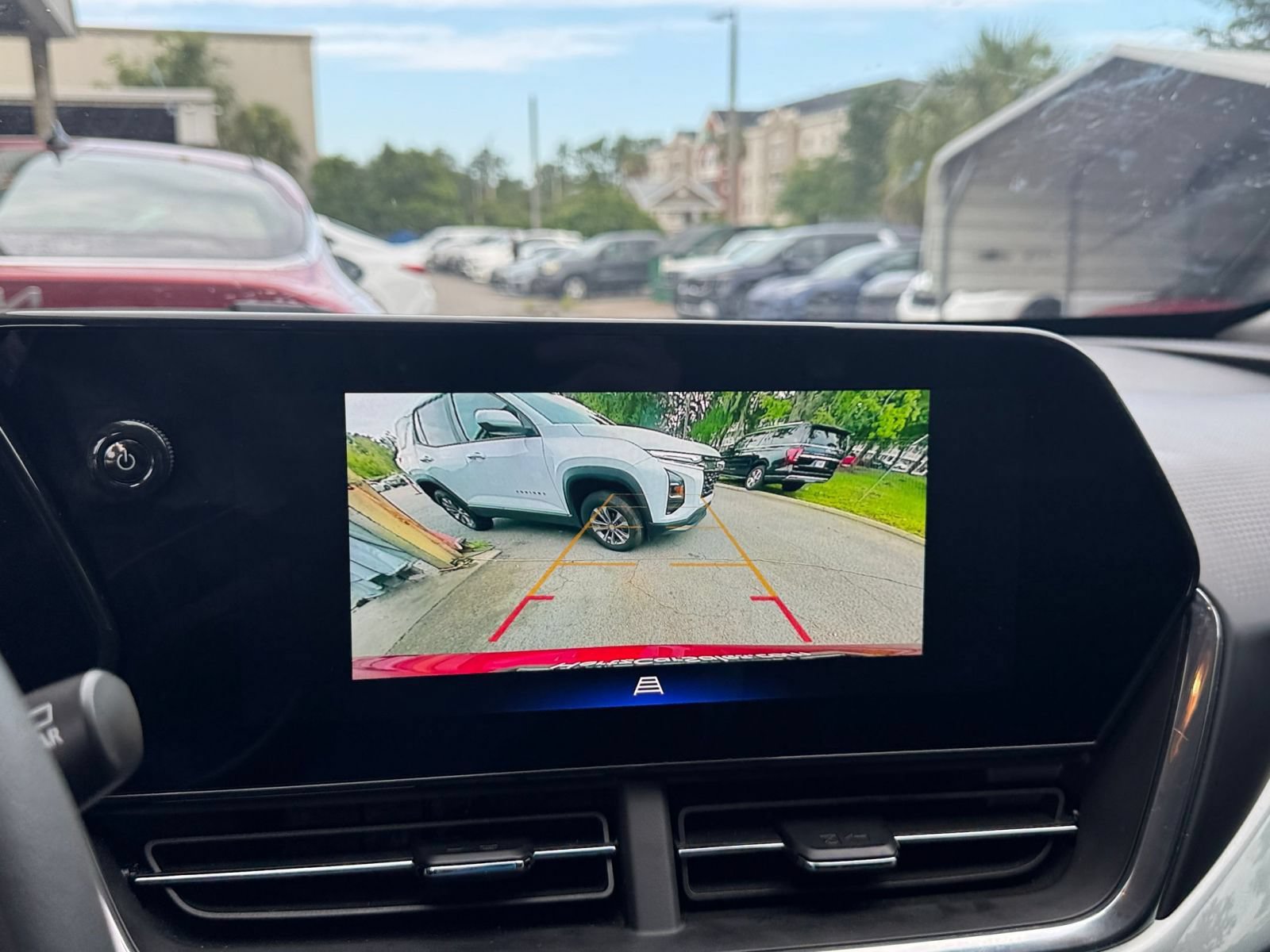 Thumbnail: 2025 Chevrolet Trax - 18
