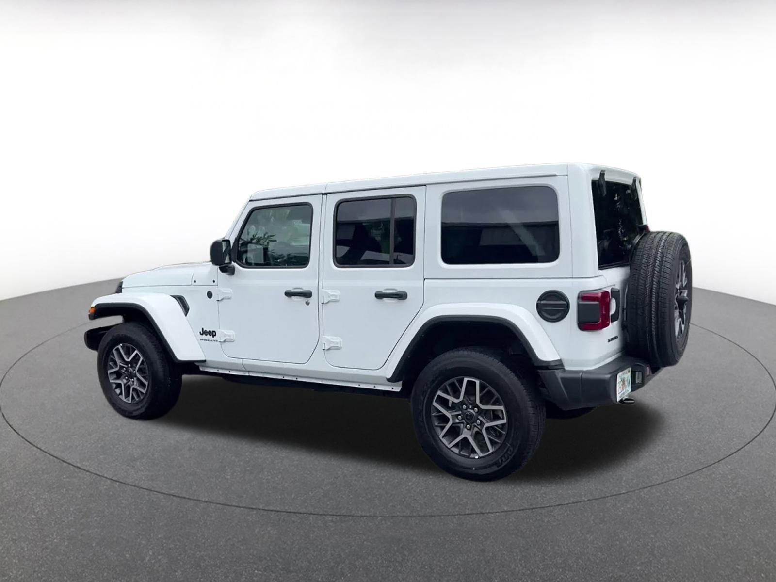 Thumbnail: 2025 Jeep Wrangler - 9