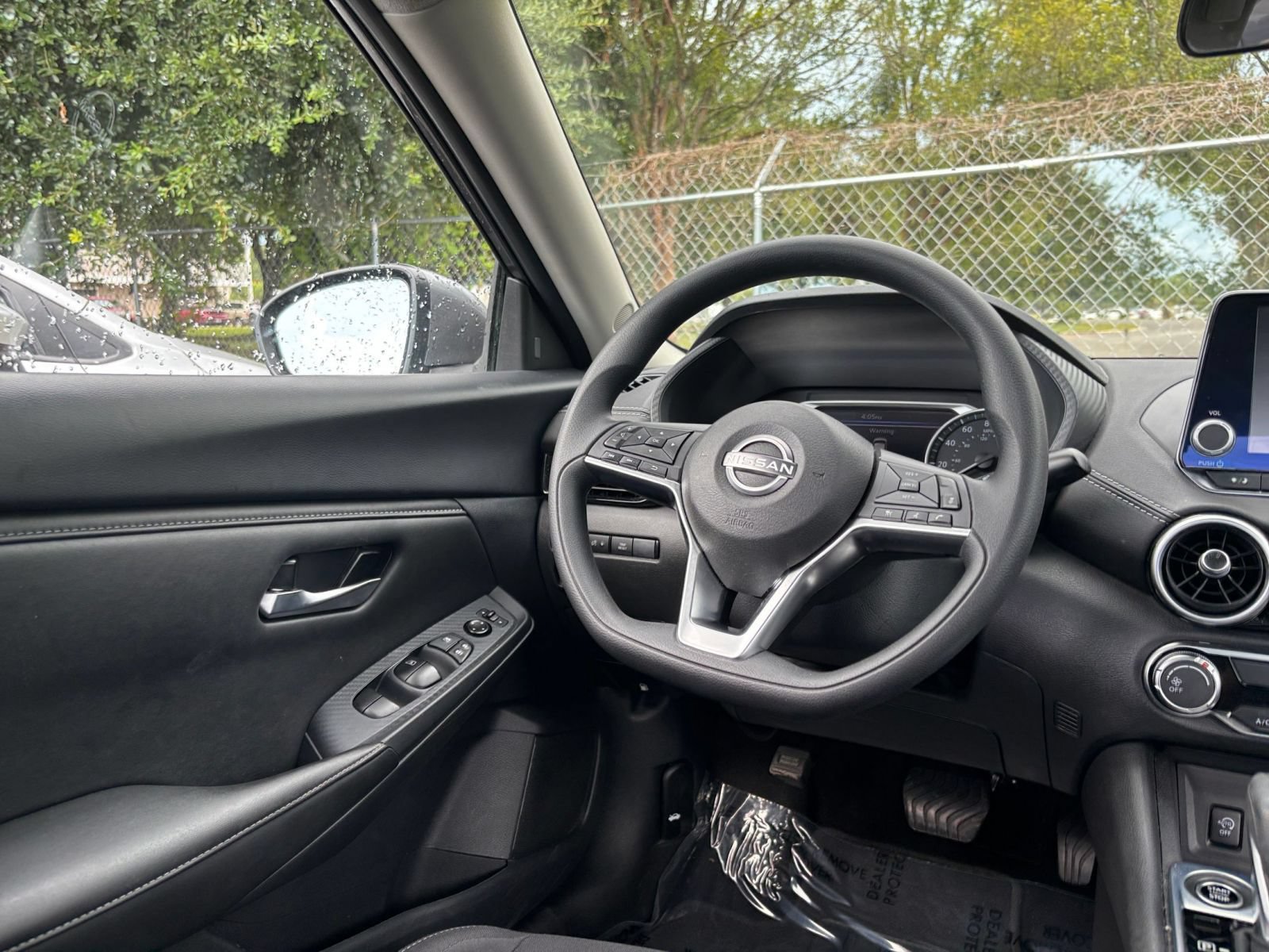 Thumbnail: 2025 Nissan Sentra - 31