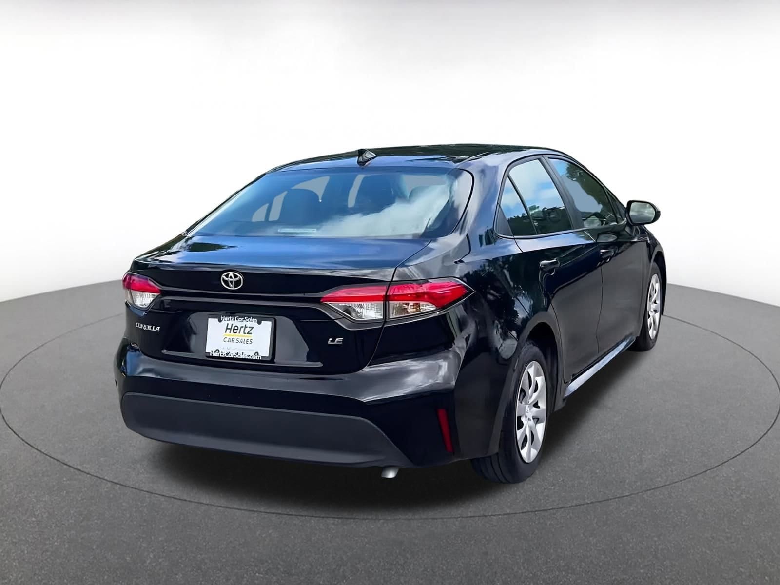 Thumbnail: 2024 Toyota Corolla - 10