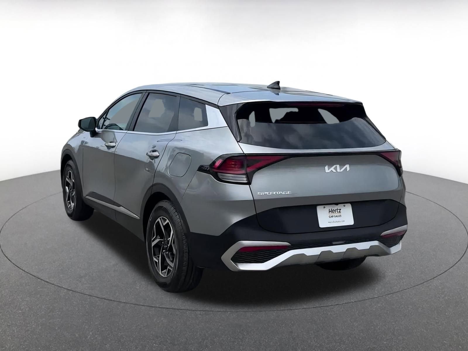 Thumbnail: 2023 Kia Sportage - 8