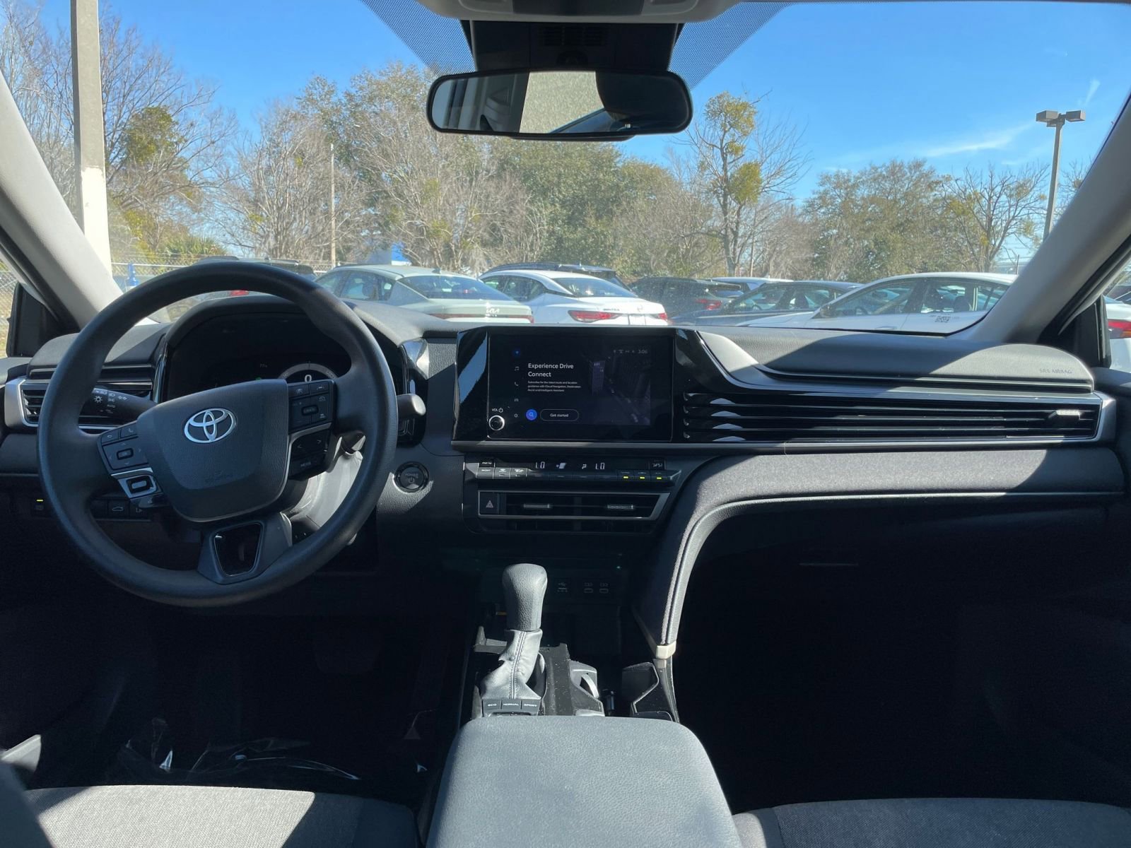 Thumbnail: 2025 Toyota Camry - 32