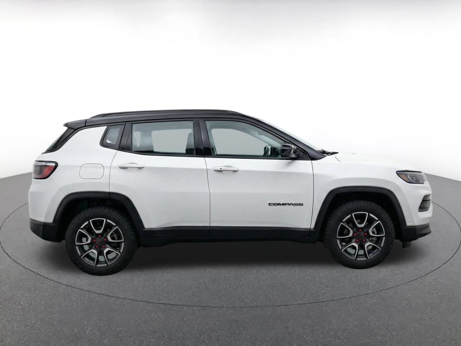 Thumbnail: 2025 Jeep Compass - 10