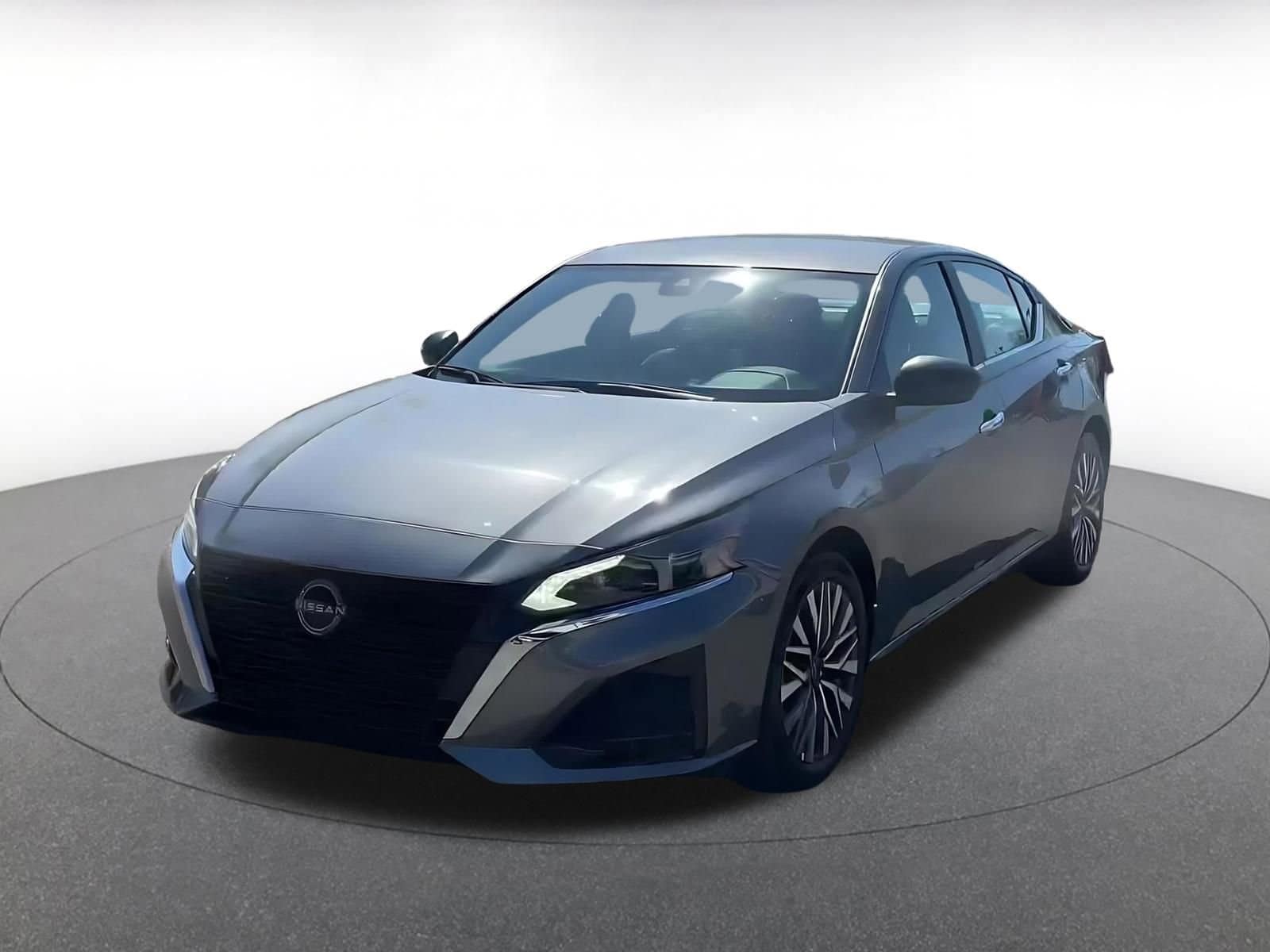 Thumbnail: 2025 Nissan Altima - 4