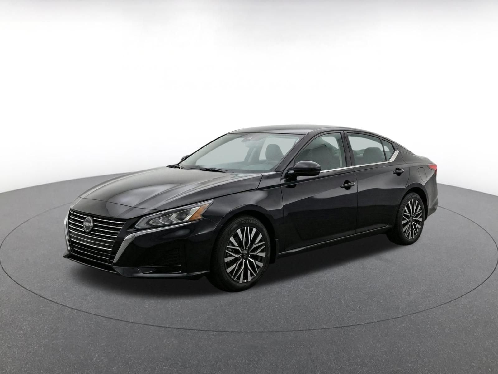 Thumbnail: 2026 Nissan Altima - 3