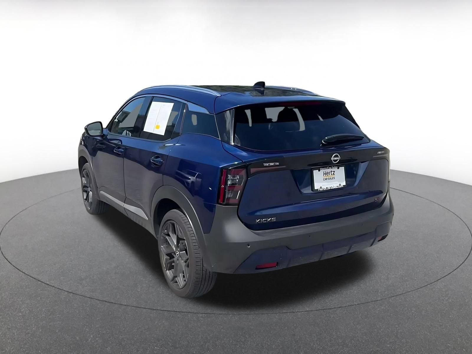 Thumbnail: 2026 Nissan Kicks - 9