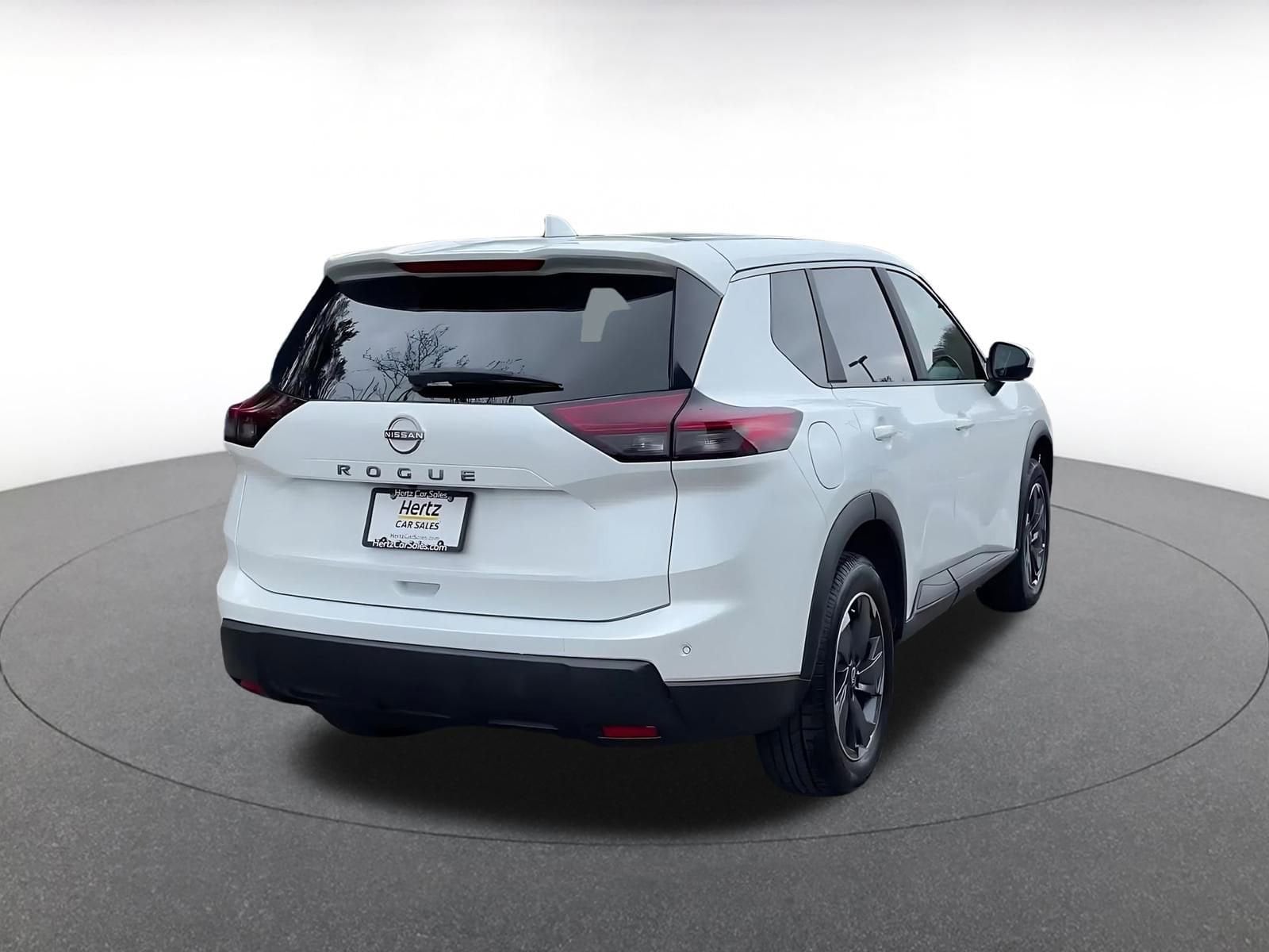 Thumbnail: 2025 Nissan Rogue - 12