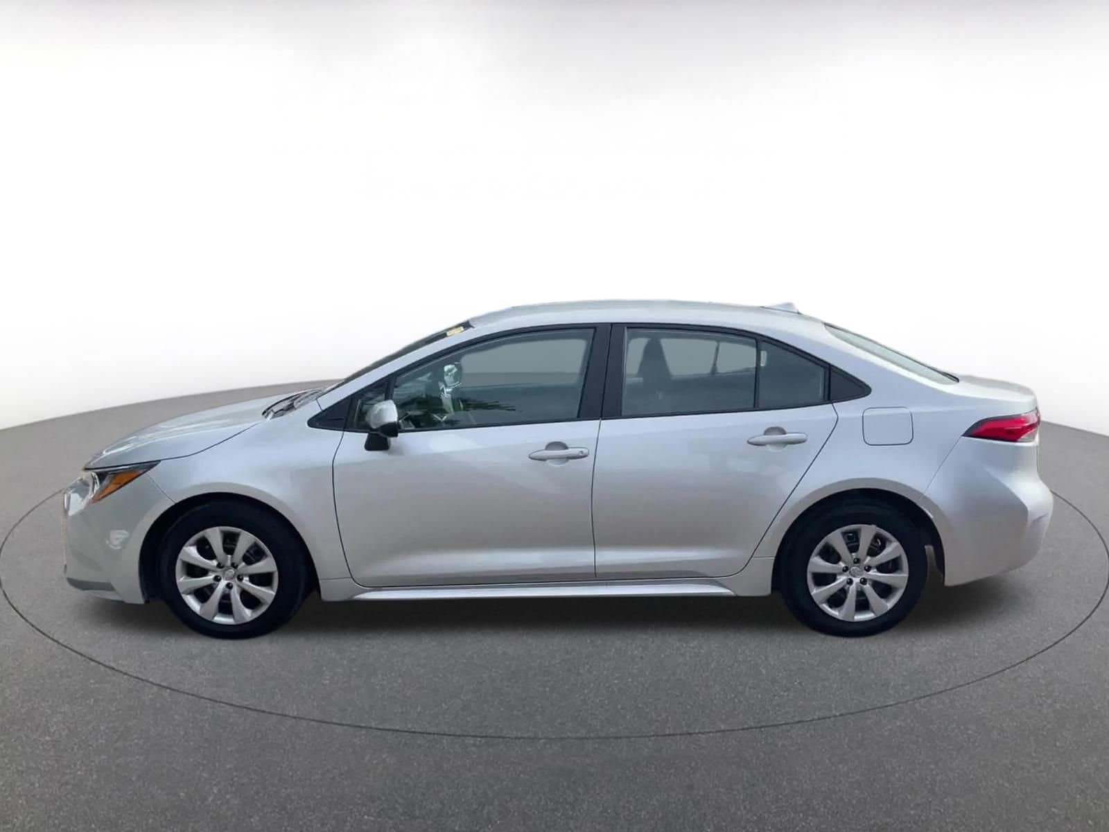 Thumbnail: 2025 Toyota Corolla - 8