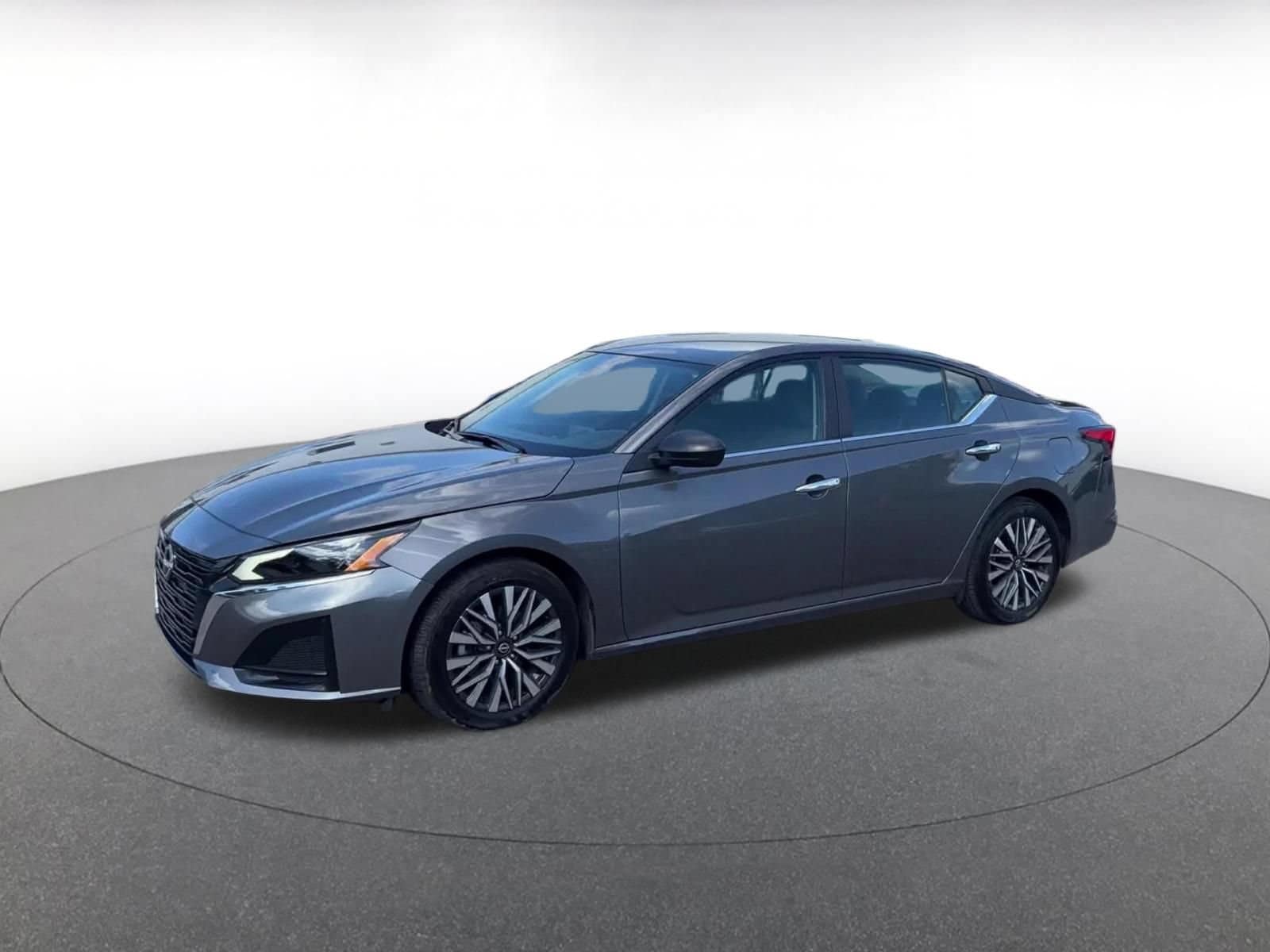 Thumbnail: 2025 Nissan Altima - 7