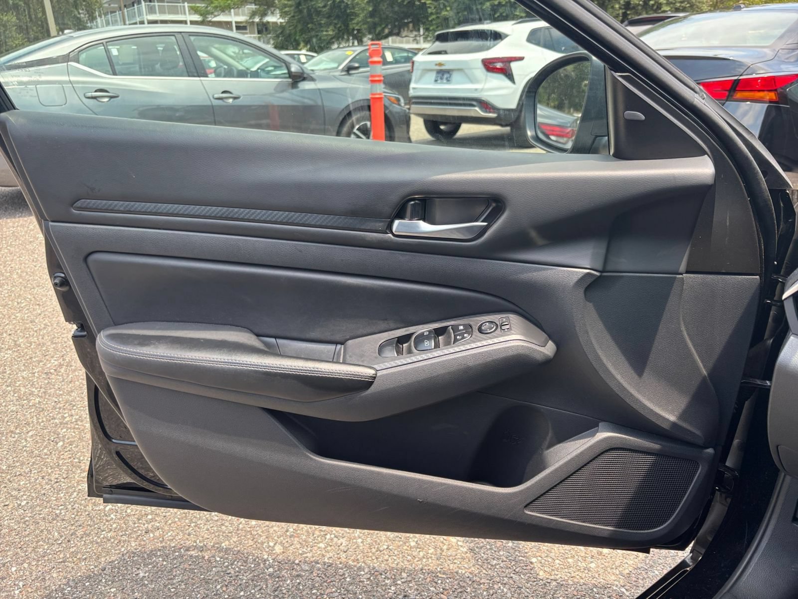 Thumbnail: 2025 Nissan Altima - 15