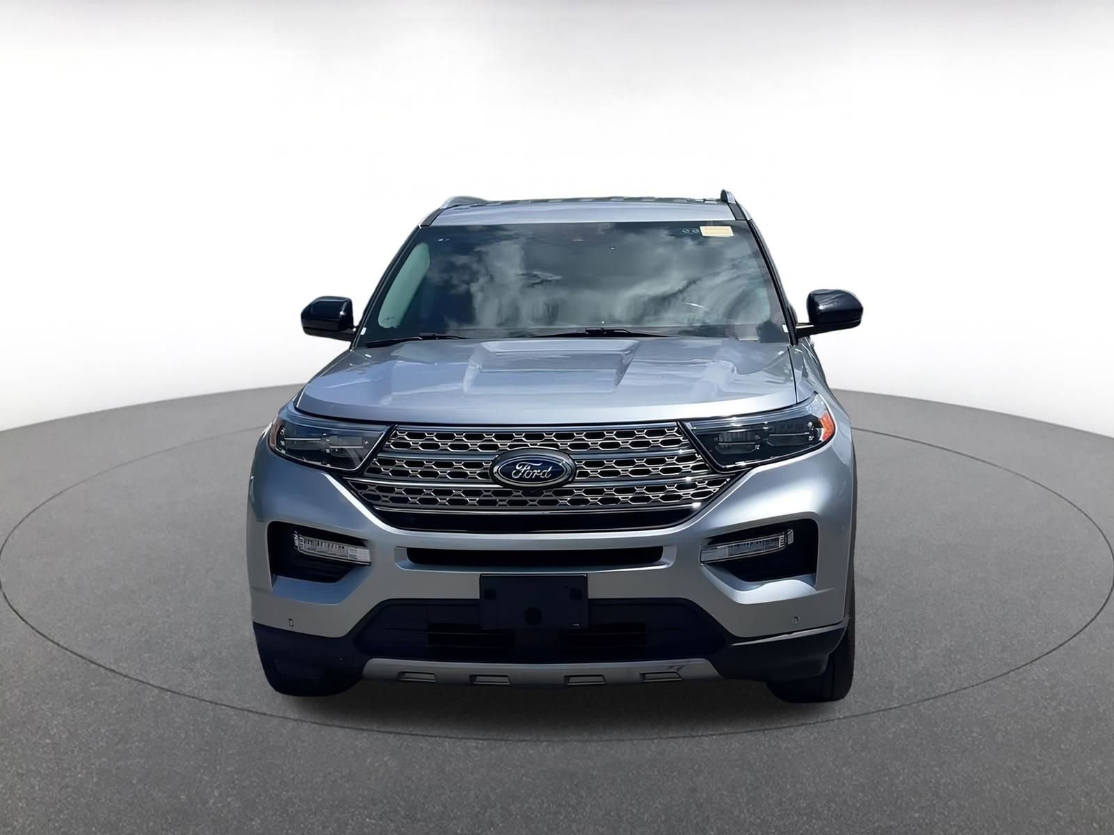 Thumbnail: 2023 Ford Explorer - 3