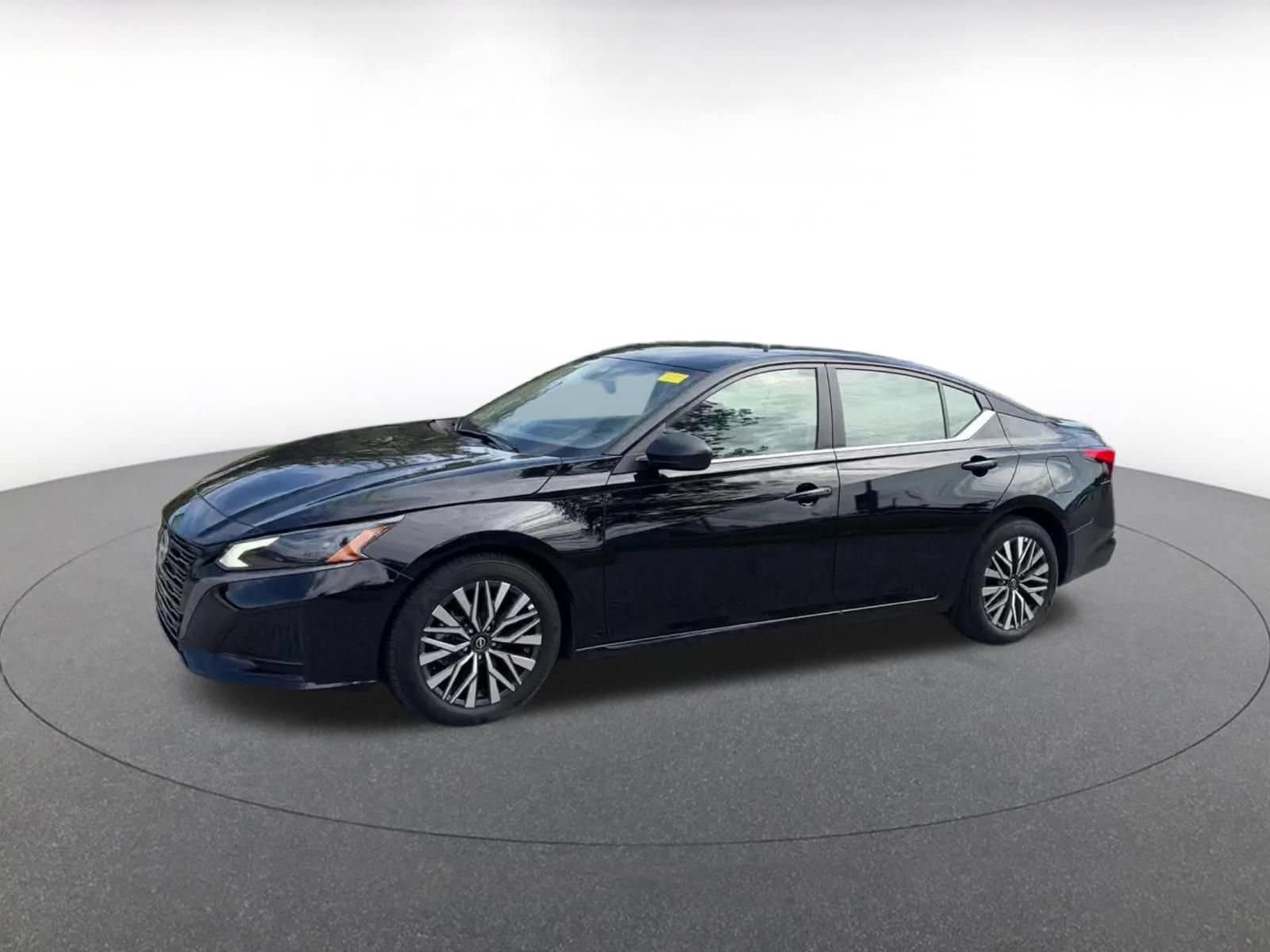 Thumbnail: 2026 Nissan Altima - 5
